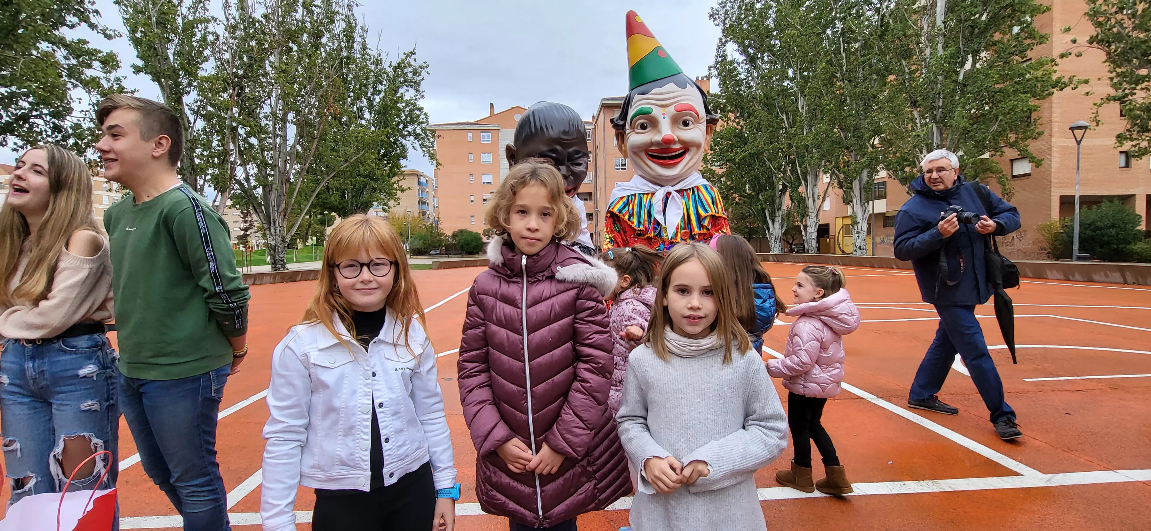 Acto de apertura de las fiestas de San Martín 2023, con el lanzamiento del cohete. Foto Mercedes Manterola