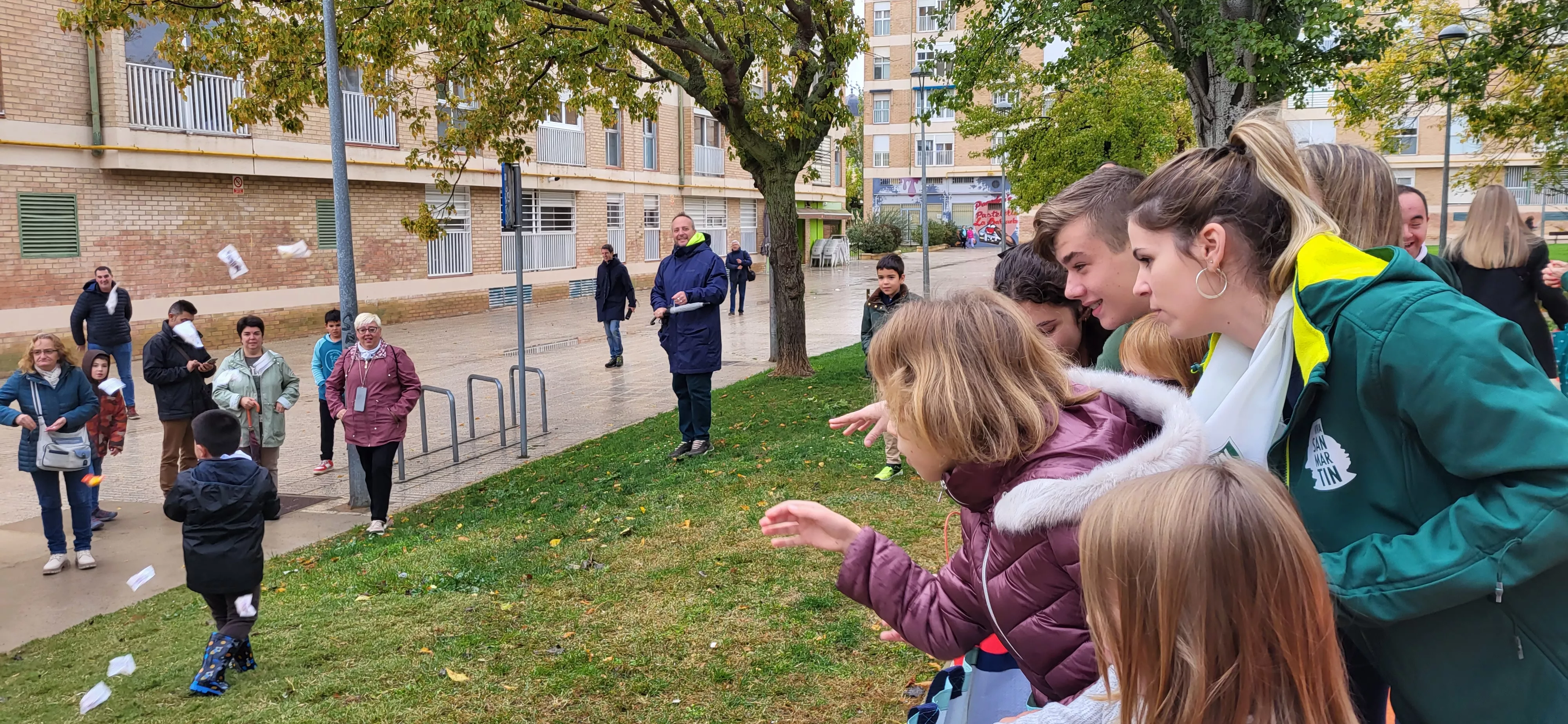 Acto de apertura de las fiestas de San Martín 2023, con el lanzamiento del cohete. Foto Mercedes Manterola