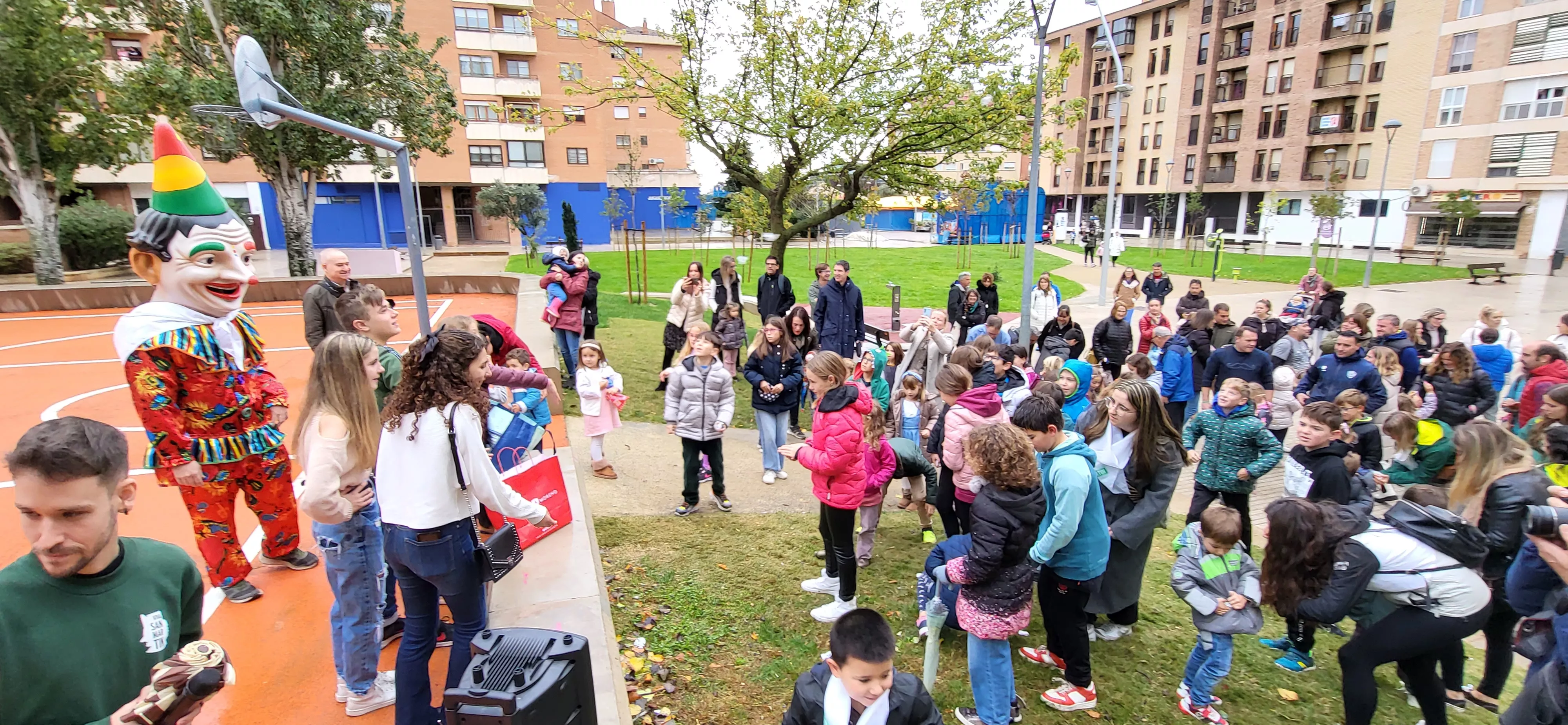 Acto de apertura de las fiestas de San Martín 2023, con el lanzamiento del cohete. Foto Mercedes Manterola