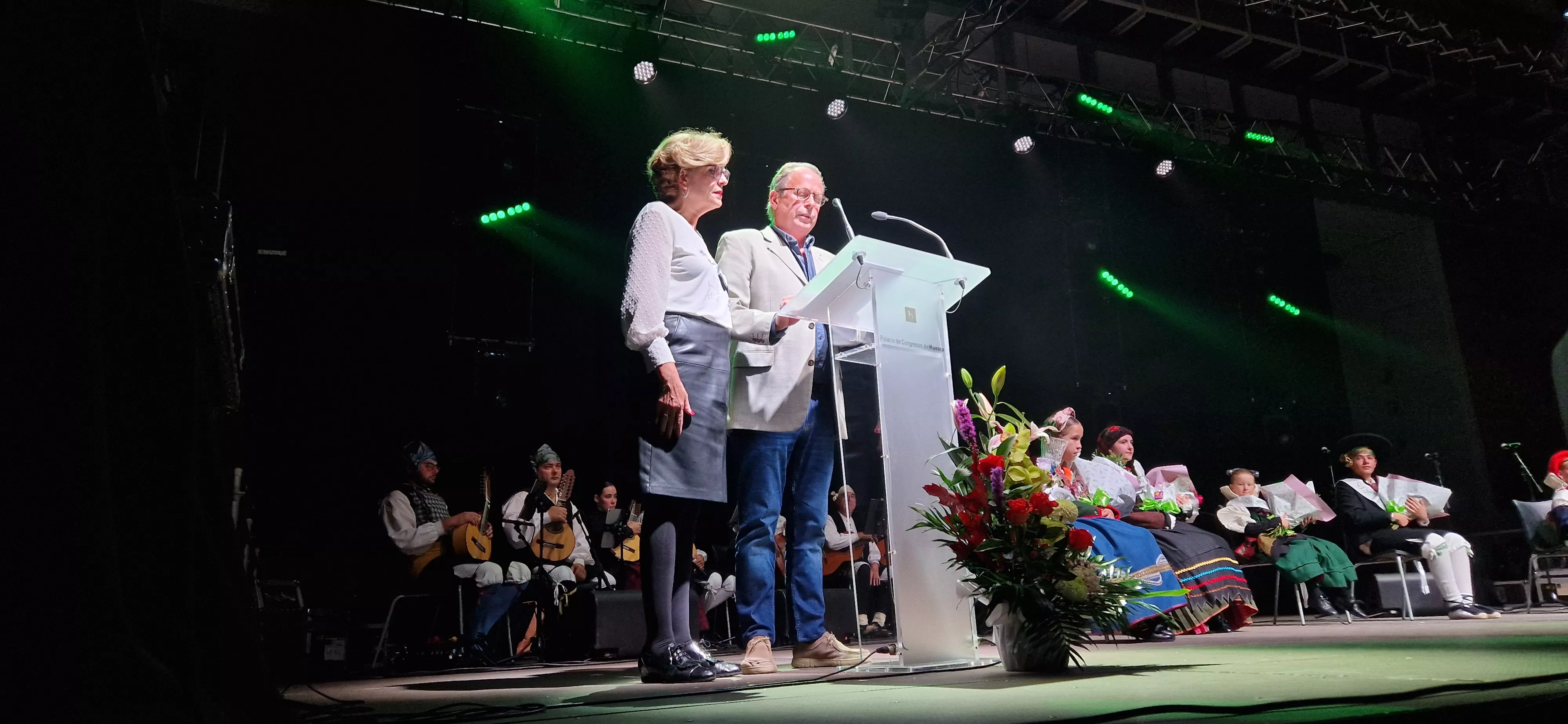 Luis Beired y María Laguarta, los mantenedores de las fiestas del barrio de San Martín. Foto Myriam Martínez