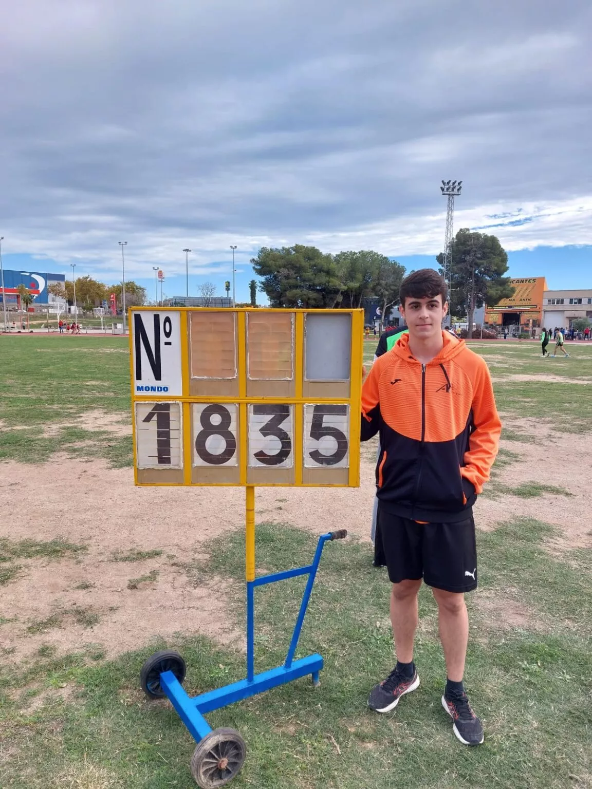 Rubén Cruz, con la mejor marca española de todos los tiempos Sub-14 en peso