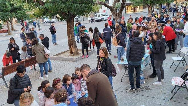 Alta participación en la zona de experimentos en la plaza de Navarra