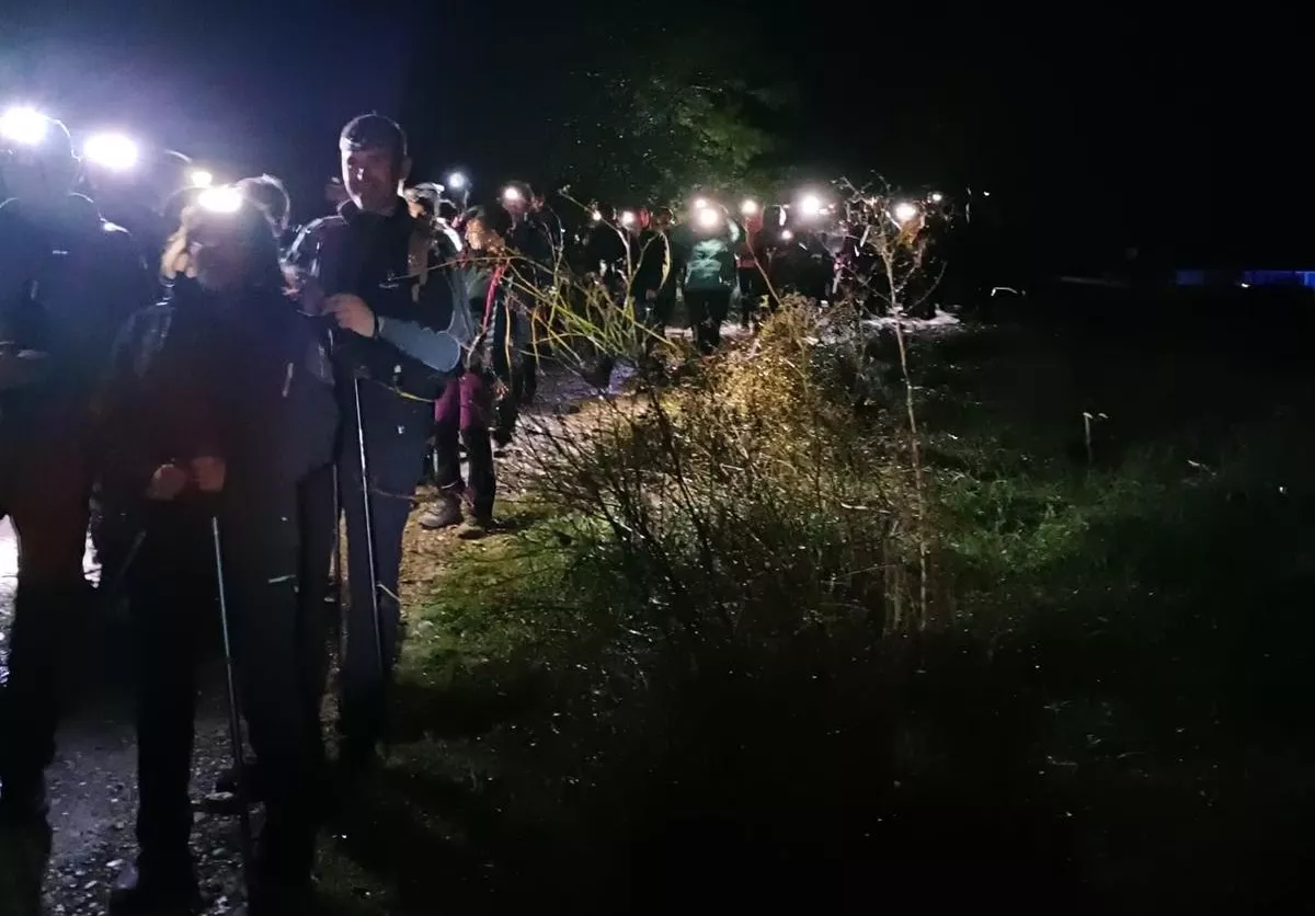 Caminata nocturna bajo las estrellas. Foto Alejandro Salcedo