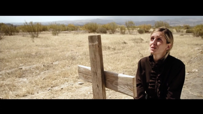 Mátalos y no vuelvas sola. Mátalos y no vuelvas sola.