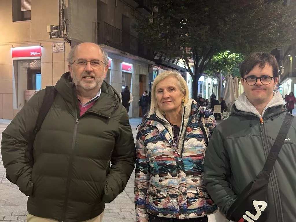 Vicente de los Ríos, Nieves Doz y José Borrel. Foto Myriam Martínez