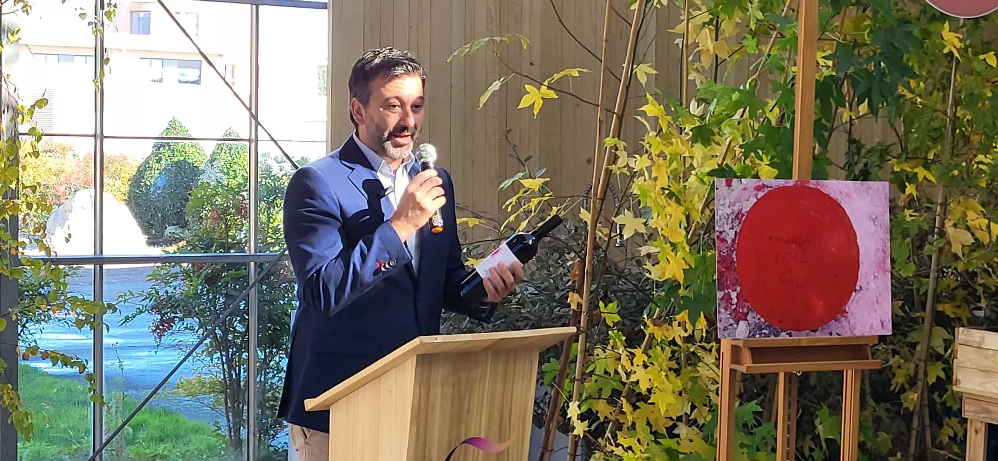 Presentación del Vino Amigo de Valentia, de Bodega Enate