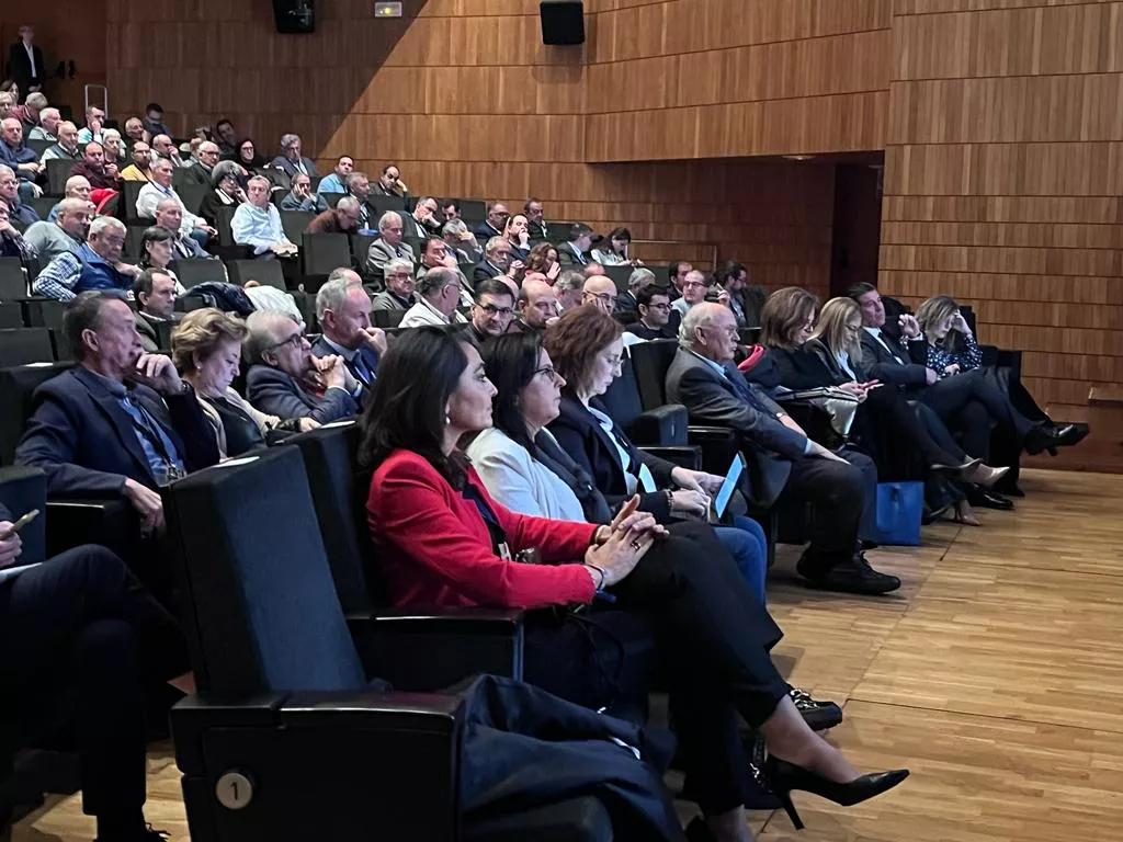  Participantes en la 25 Jornada Informativa de Riegos del Alto Aragón en Huesca.
