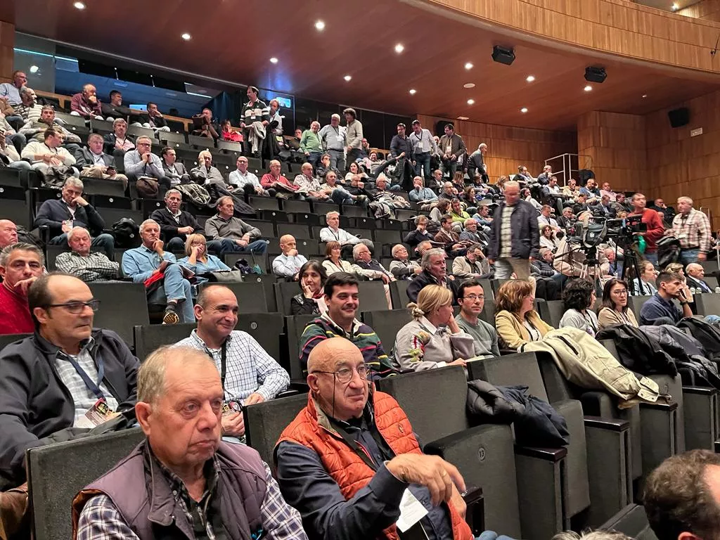  Participantes en la 25 Jornada Informativa de Riegos del Alto Aragón en Huesca.