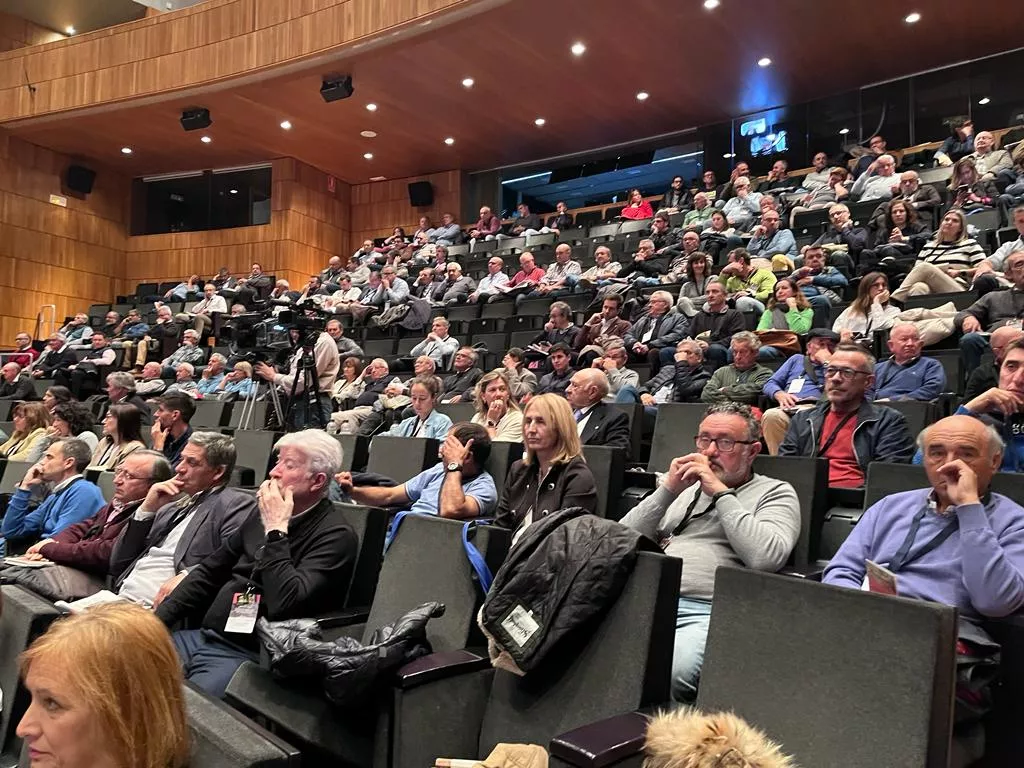  Participantes en la 25 Jornada Informativa de Riegos del Alto Aragón en Huesca.