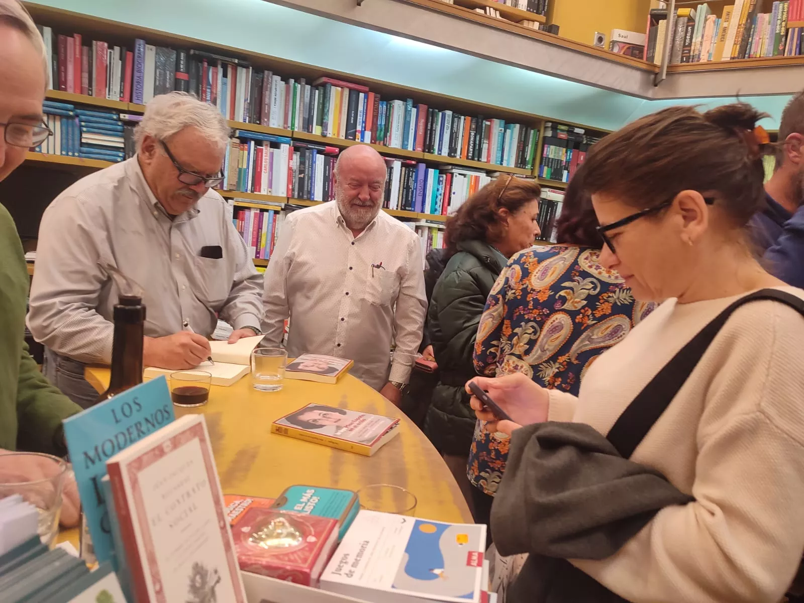Presentación de Isa Reyes, Miss España en el exilio. Fotos MAB