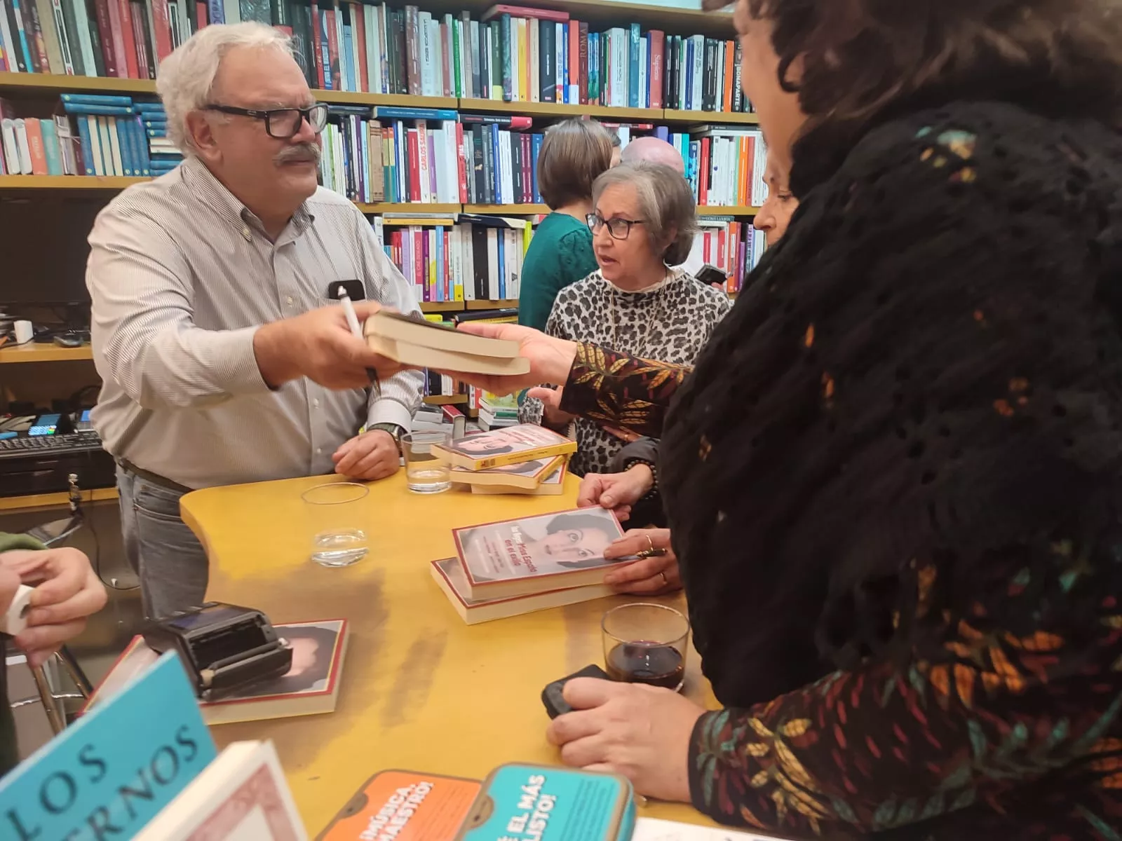 Presentación de Isa Reyes, Miss España en el exilio. Fotos MAB