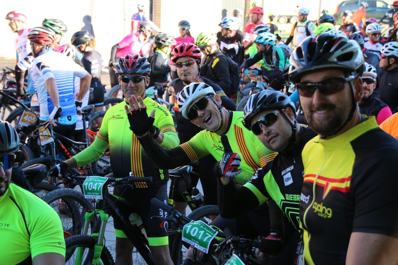 La BTT de Aspanoa bate su récord de participación con casi mil inscritos unidos contra el cáncer infantil