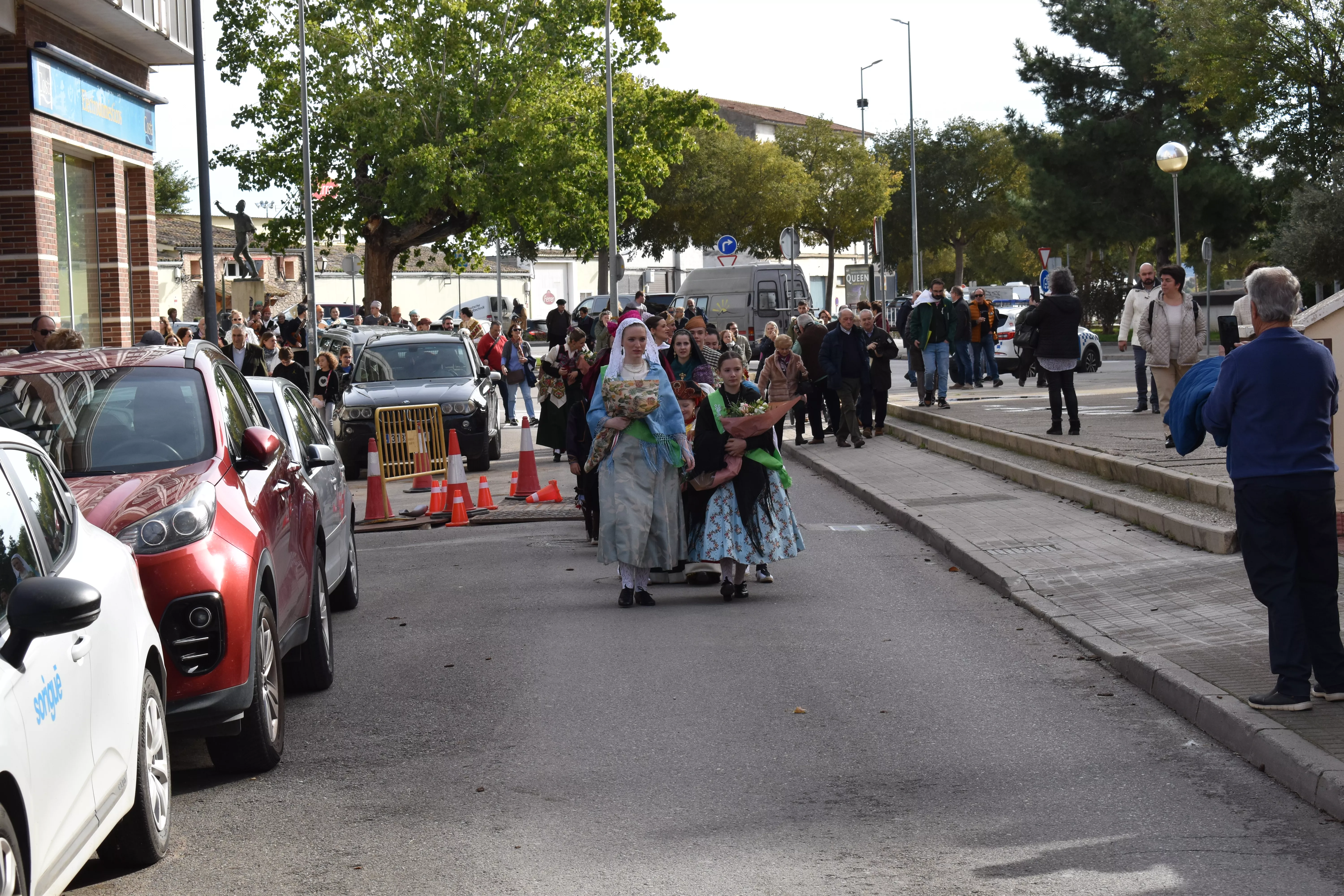 Solemne ofrenda de flores y frutos a San Martín