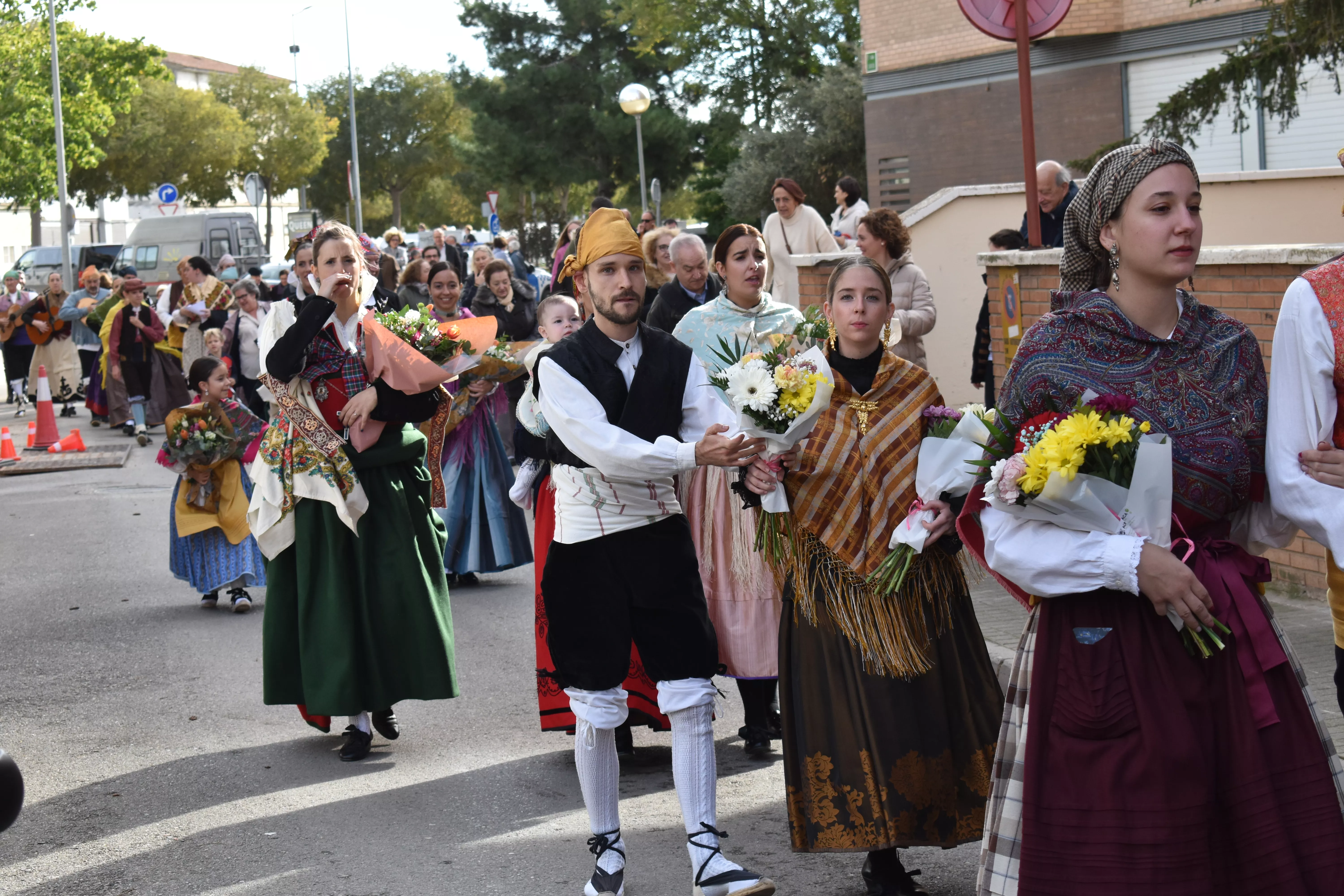 Solemne ofrenda de flores y frutos a San Martín