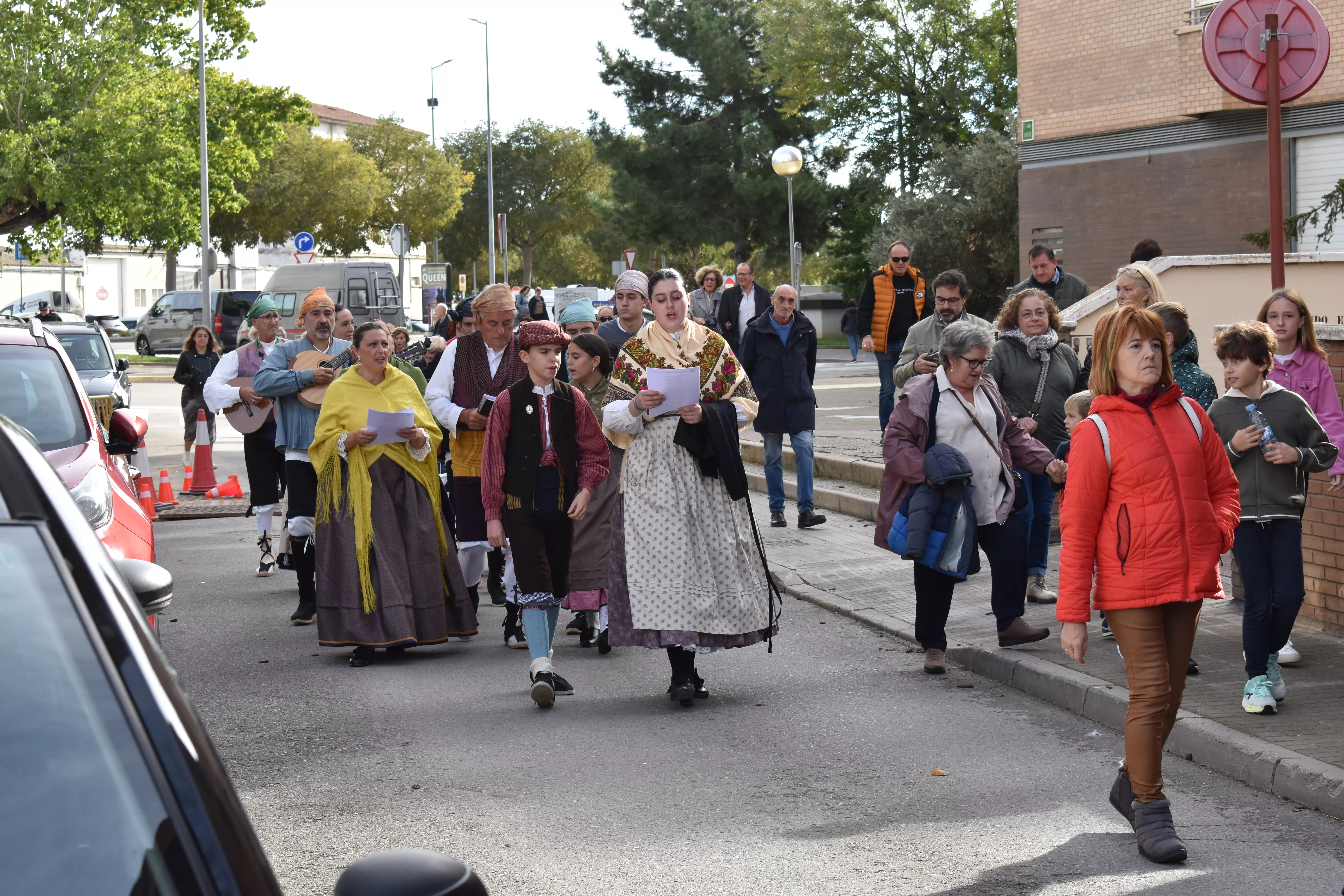 Solemne ofrenda de flores y frutos a San Martín