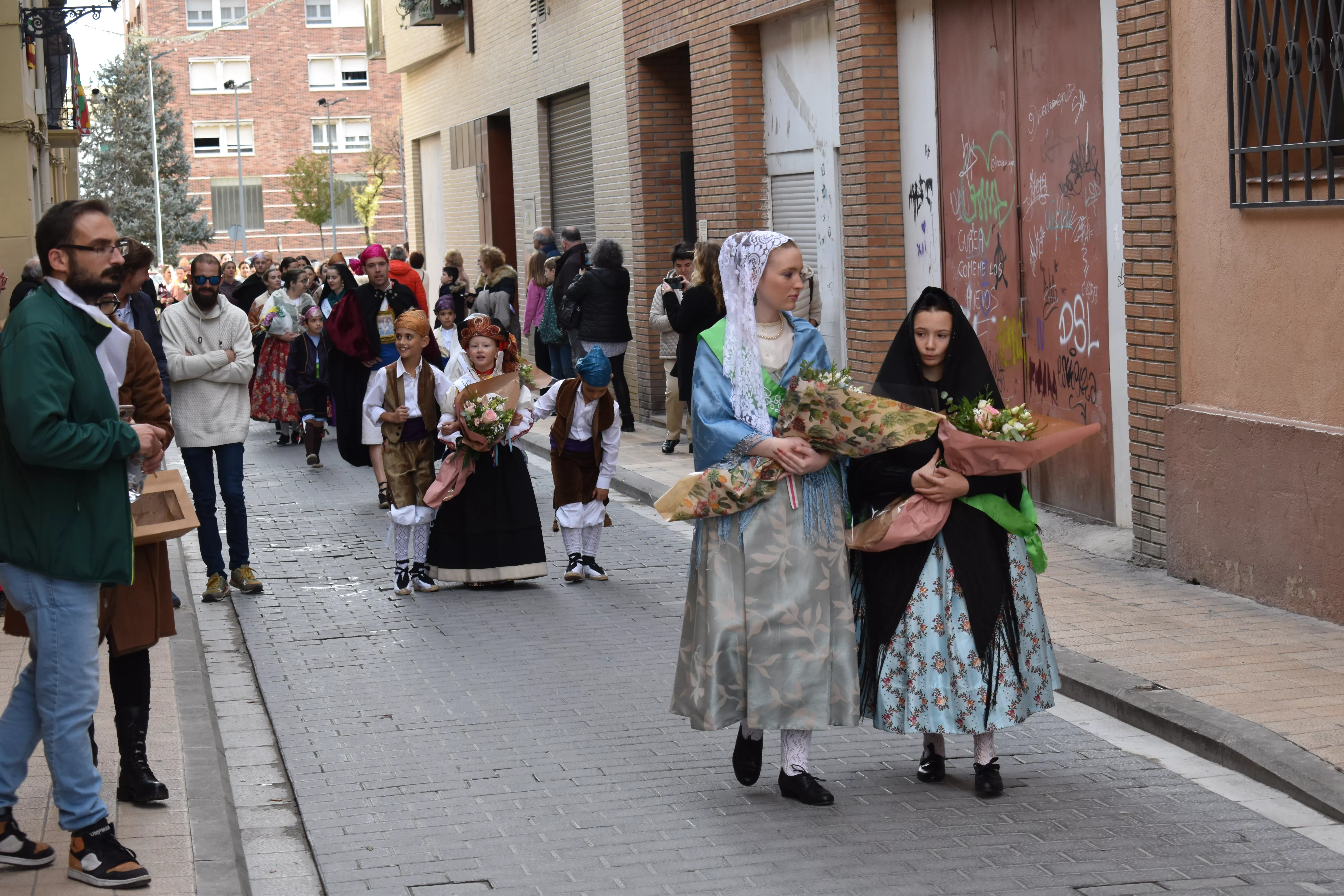 Solemne ofrenda de flores y frutos a San Martín