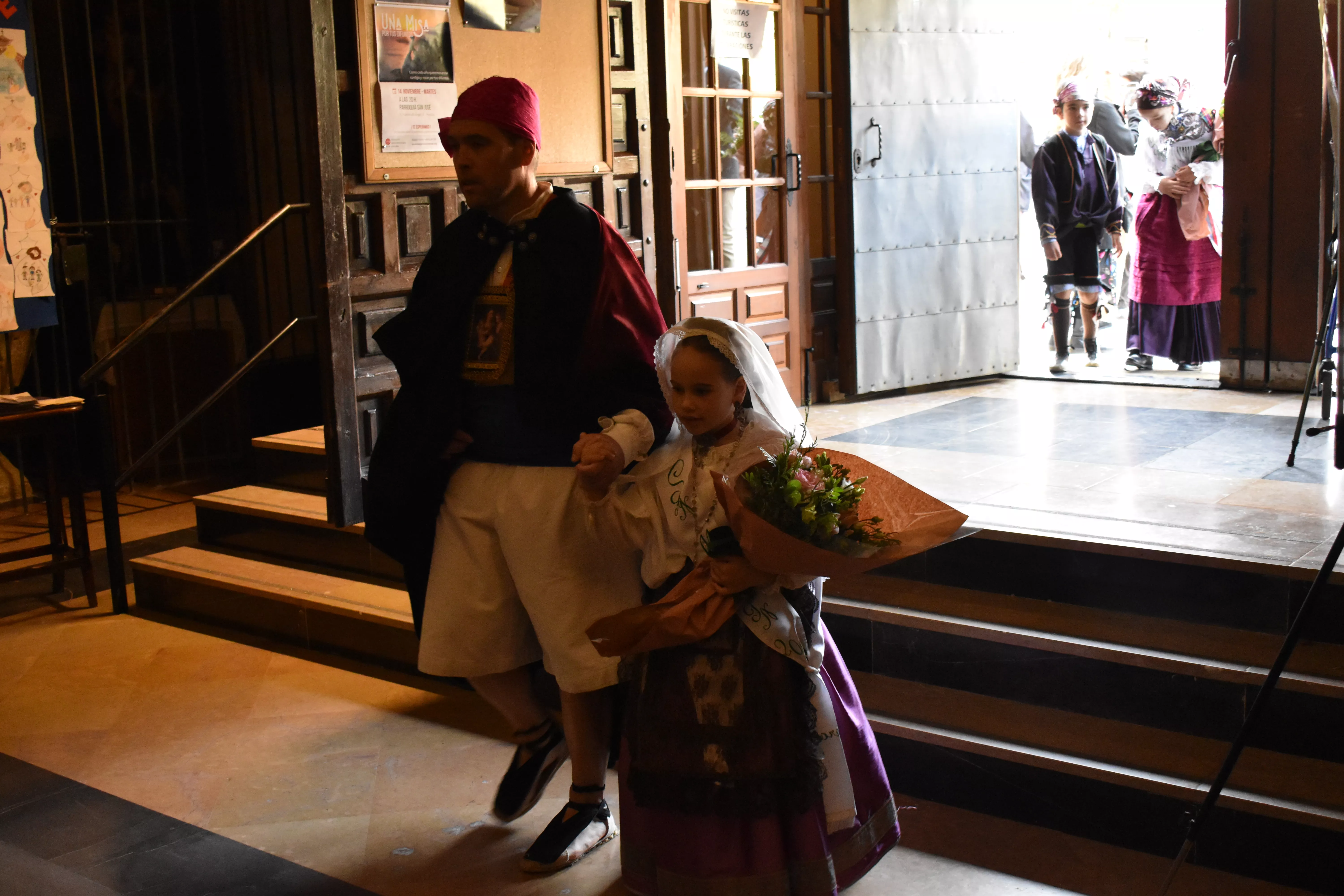 Solemne ofrenda de flores y frutos a San Martín