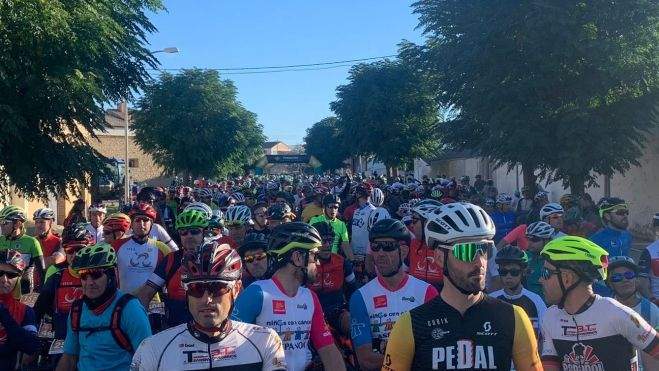 La BTT de Aspanoa bate su récord de participación con casi mil inscritos unidos contra el cáncer infantil