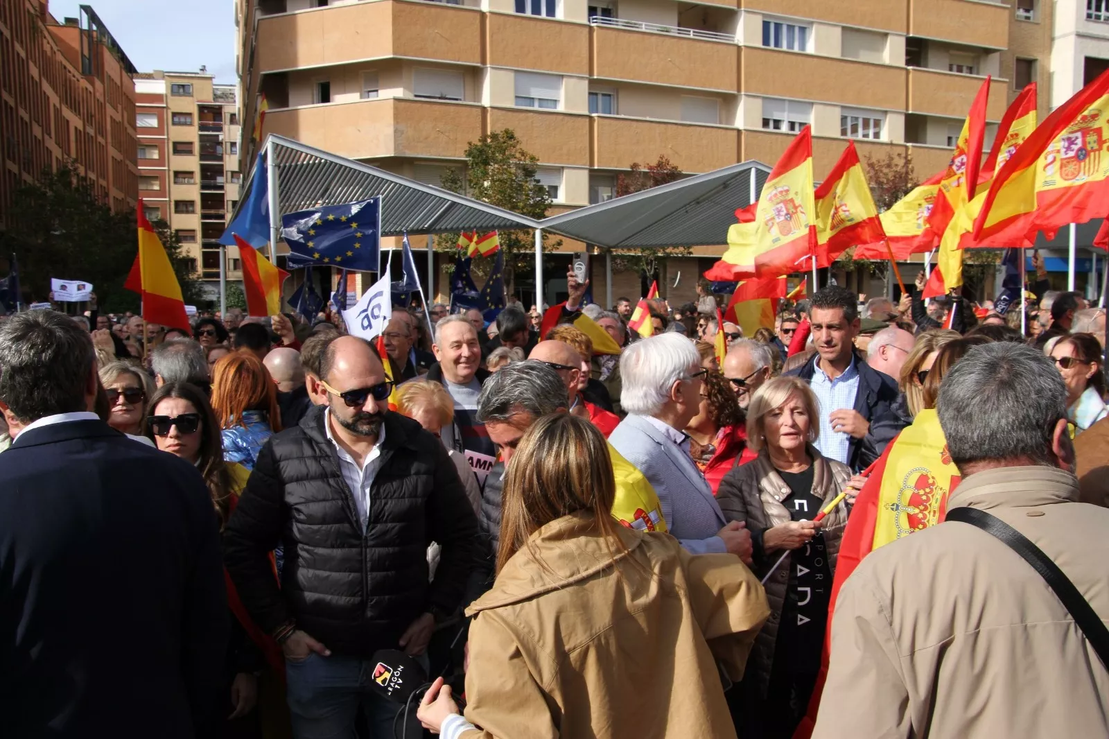 Concentración contra el acuerdo entre PSOE y Junts