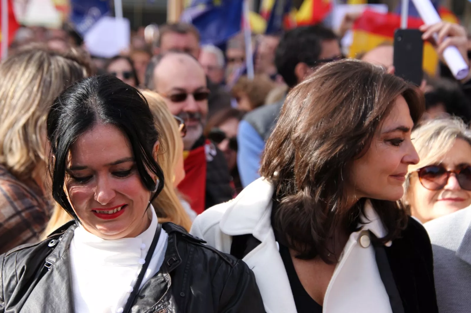 Concentración contra el acuerdo entre PSOE y Junts