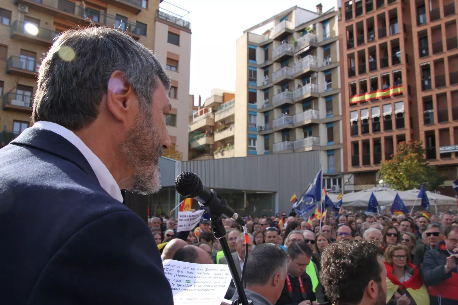 Concentración contra el acuerdo entre PSOE y Junts