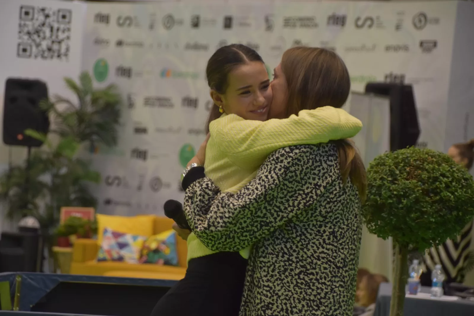 Homenaje a Inés Bergua de la Federación Aragonesa de Gimnasia. Foto Noemí L. Labara