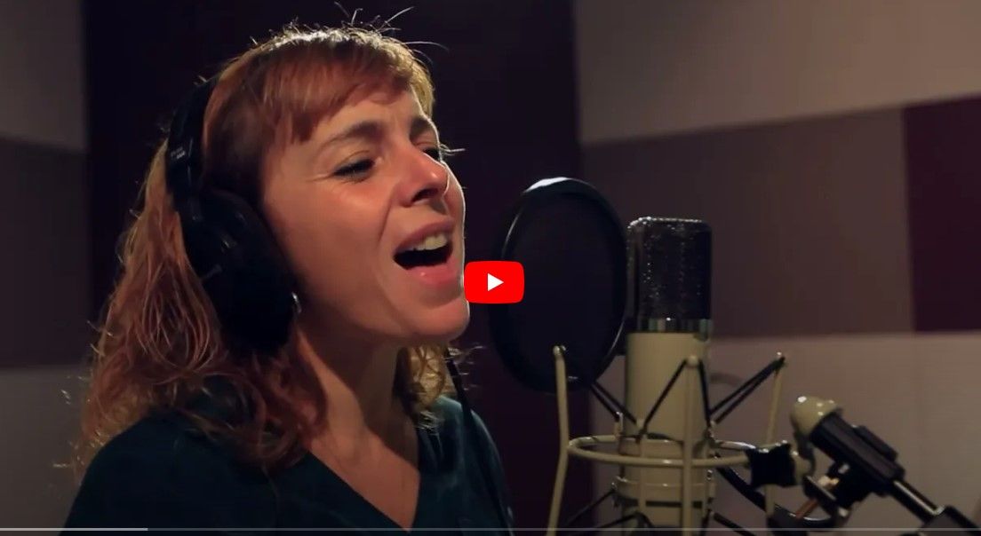 Ana Diáfana, Iñaki Zuazu y su disco De tu casa a la mía Ana Diáfana, Iñaki Zuazu y su disco De tu casa a la mía