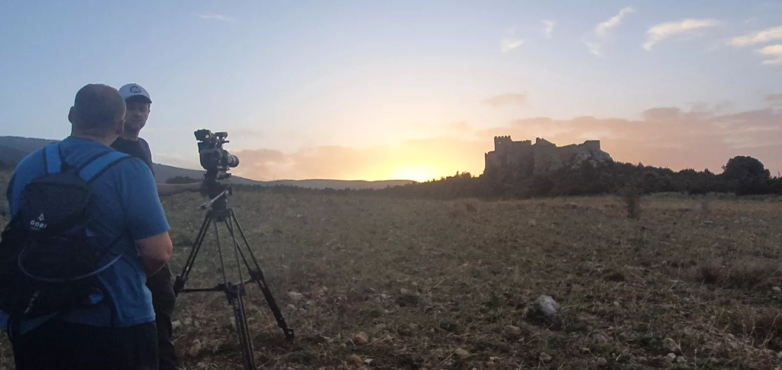 Tomas de Misterios de la Fe por el Santo Grial, que se emite en Netflix