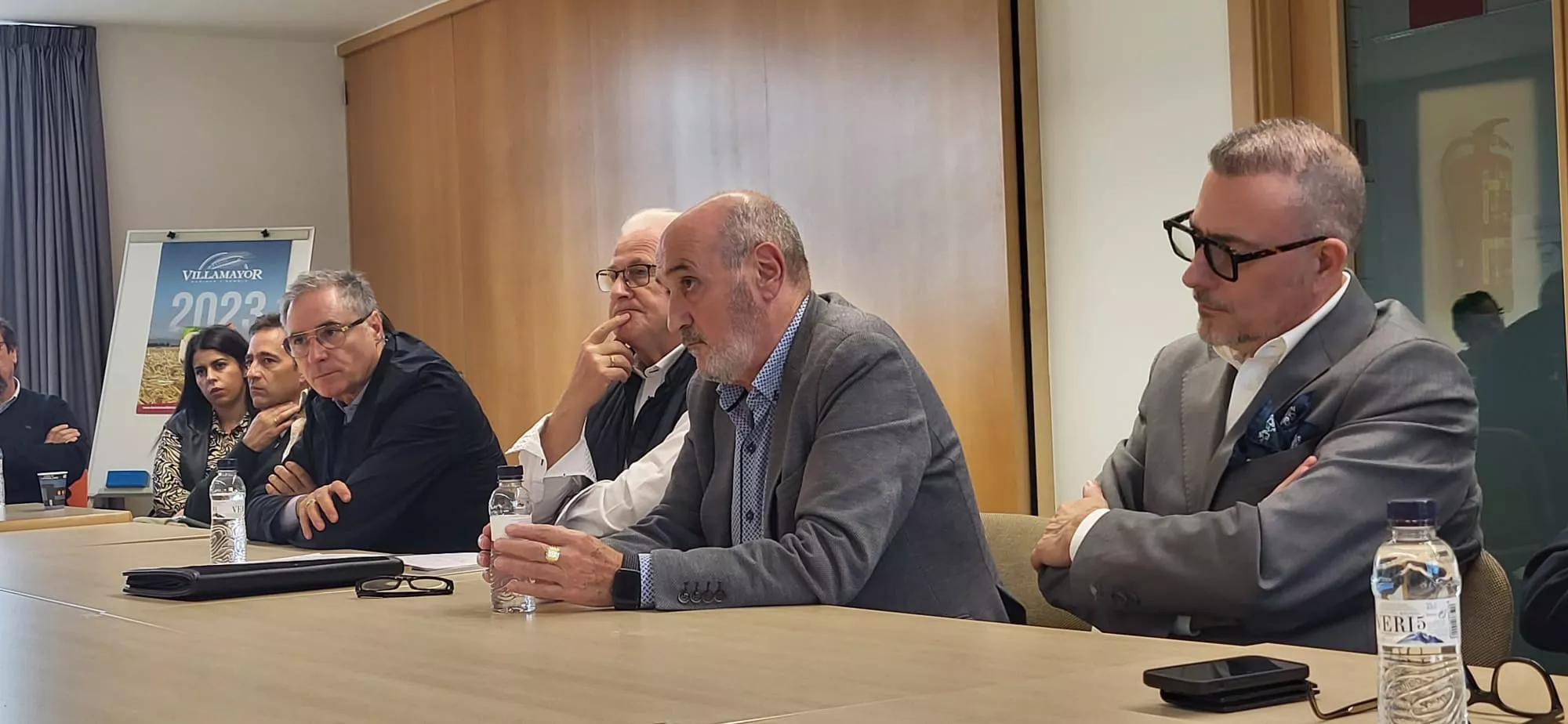 Reunión de Mar Vaquero en Harineras Villamayor con el Foro Huesca Empresarial