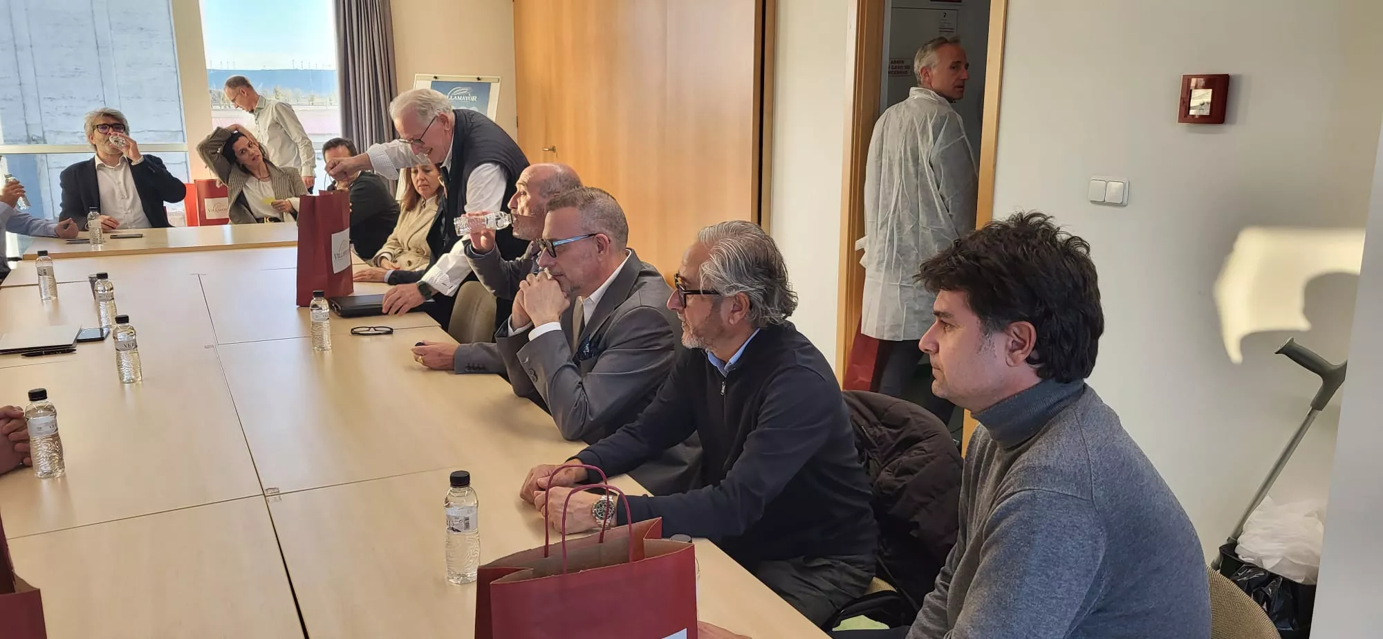 Reunión de Mar Vaquero en Harineras Villamayor con el Foro Huesca Empresarial