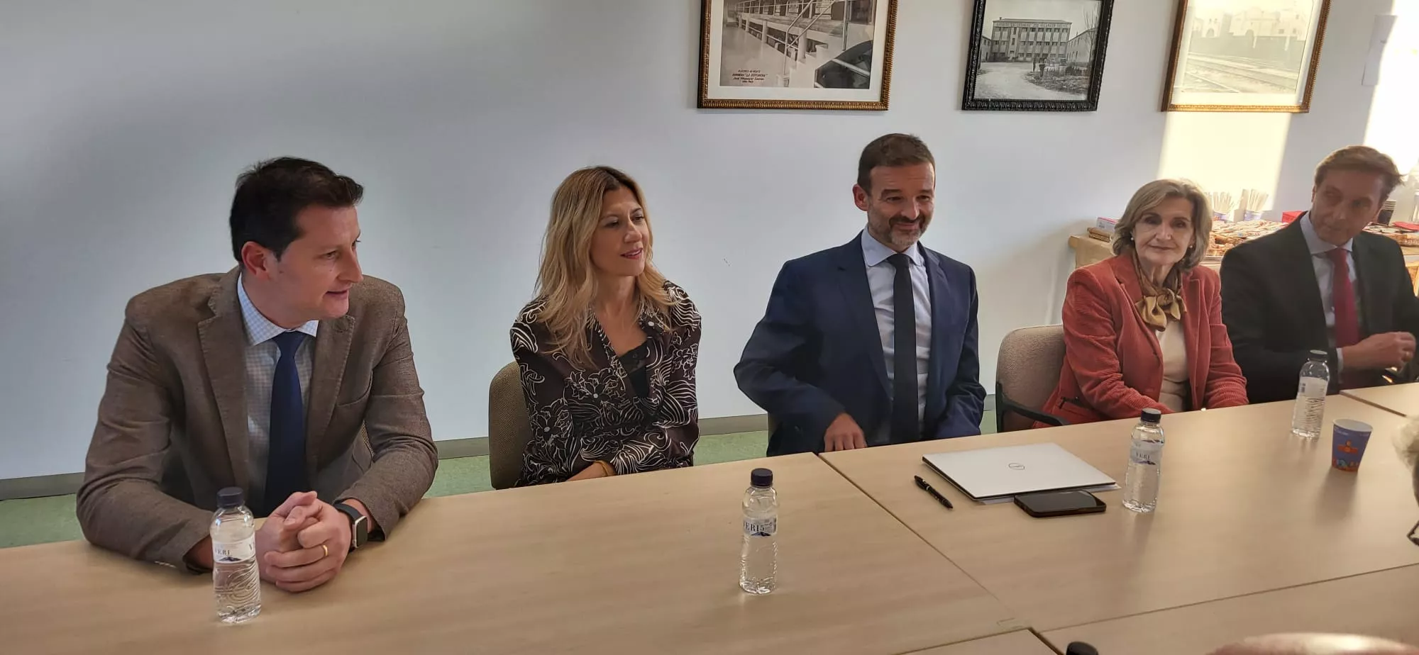 Reunión de Mar Vaquero en Harineras Villamayor con el Foro Huesca Empresarial