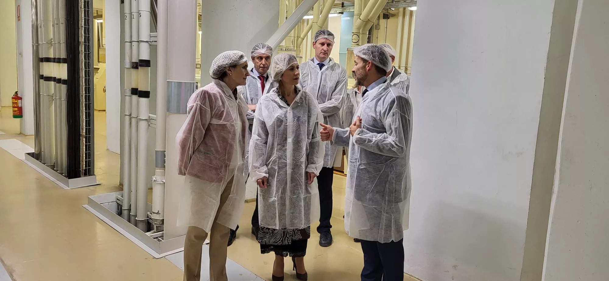 Reunión de Mar Vaquero en Harineras Villamayor con el Foro Huesca Empresarial