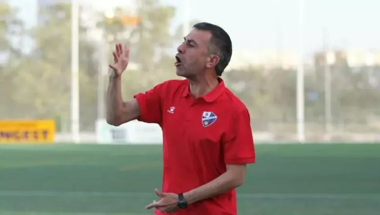 "Chemi" Sobrevía, galardonado por el Comité Aragonés de Entrenadores.