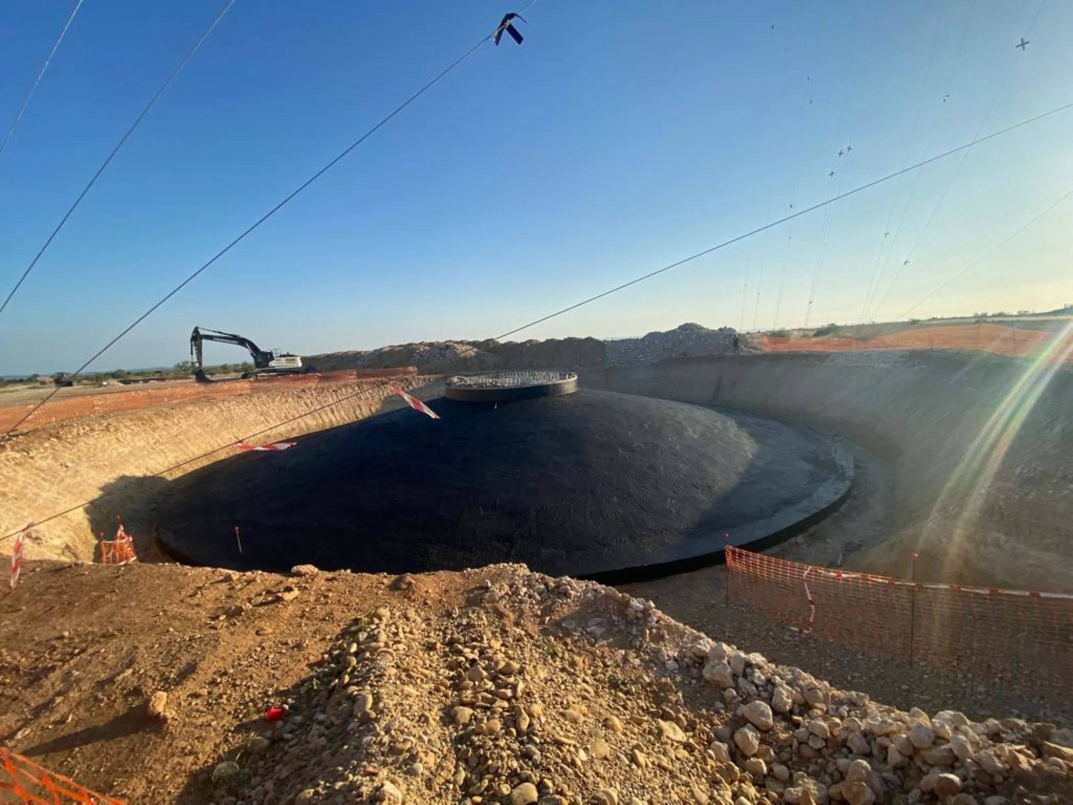 Instalación de un molino de un parque eólico.