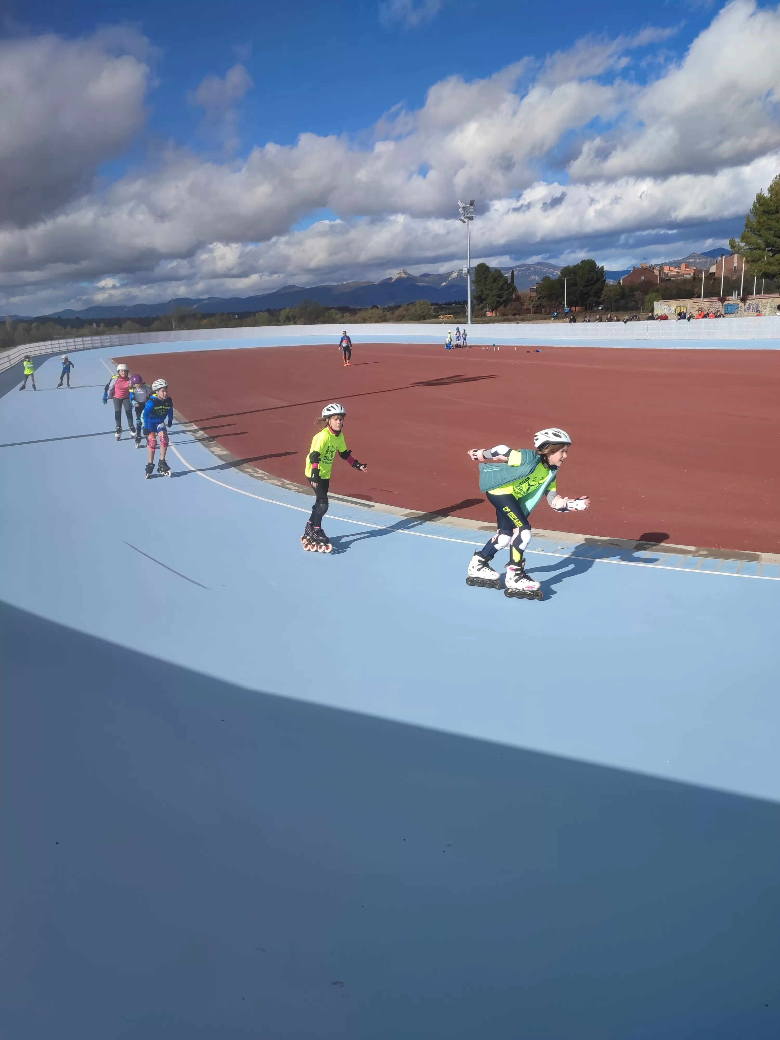Nueva pista de patinaje de Huesca. Foto: @martainhu 