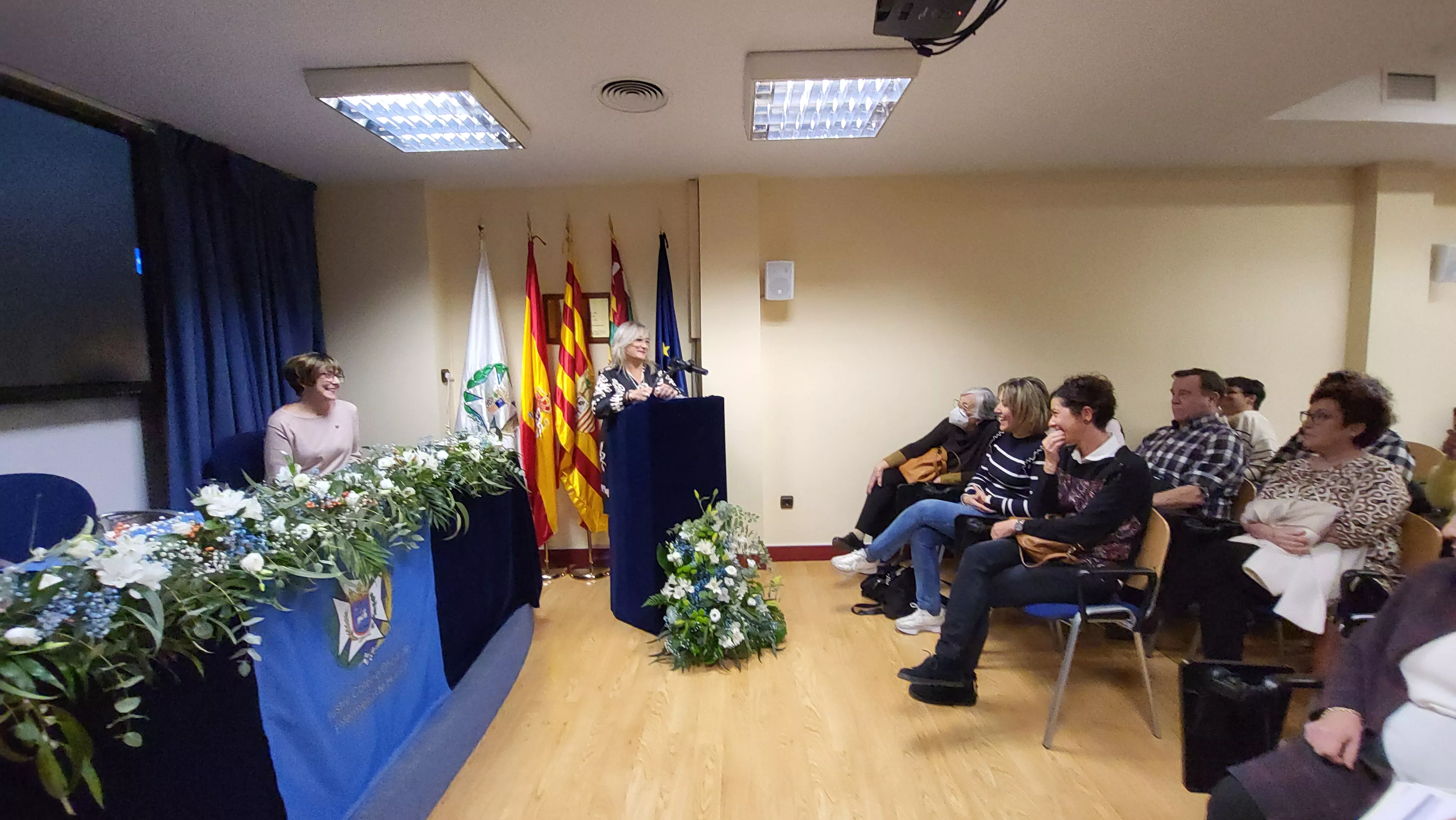 Homenaje del Colegio de Enfermería de Huesca a Pepa Laclaustra y Carmen Larroche. Foto Mercedes Manterola