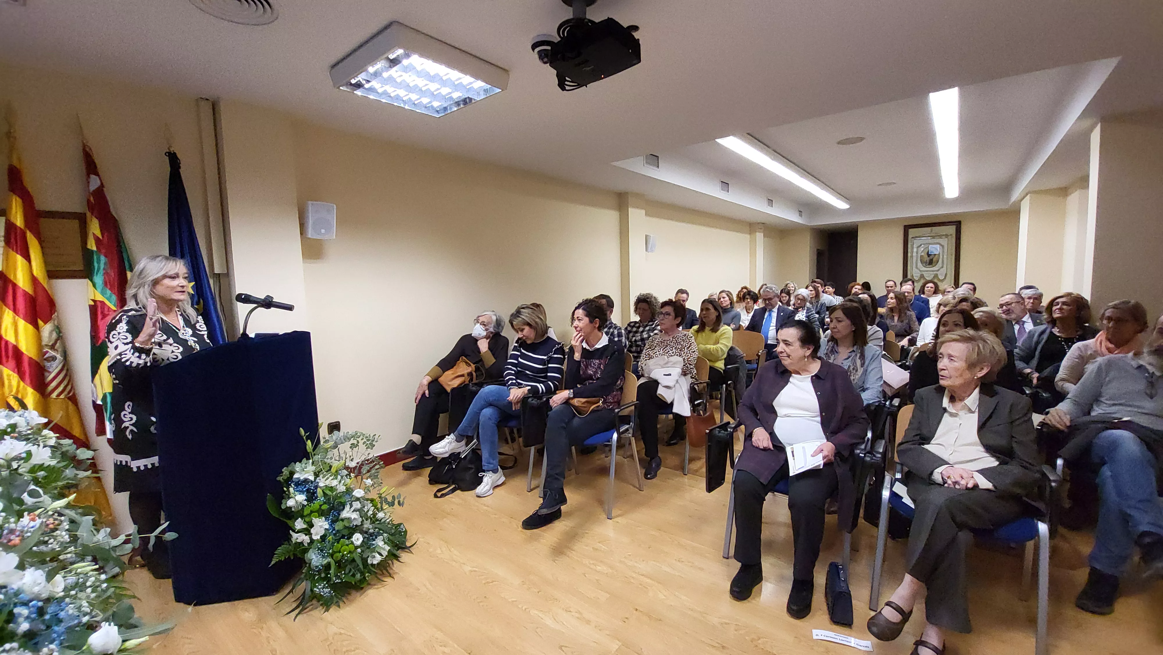 Homenaje del Colegio de Enfermería de Huesca a Pepa Laclaustra y Carmen Larroche. Foto Mercedes Manterola