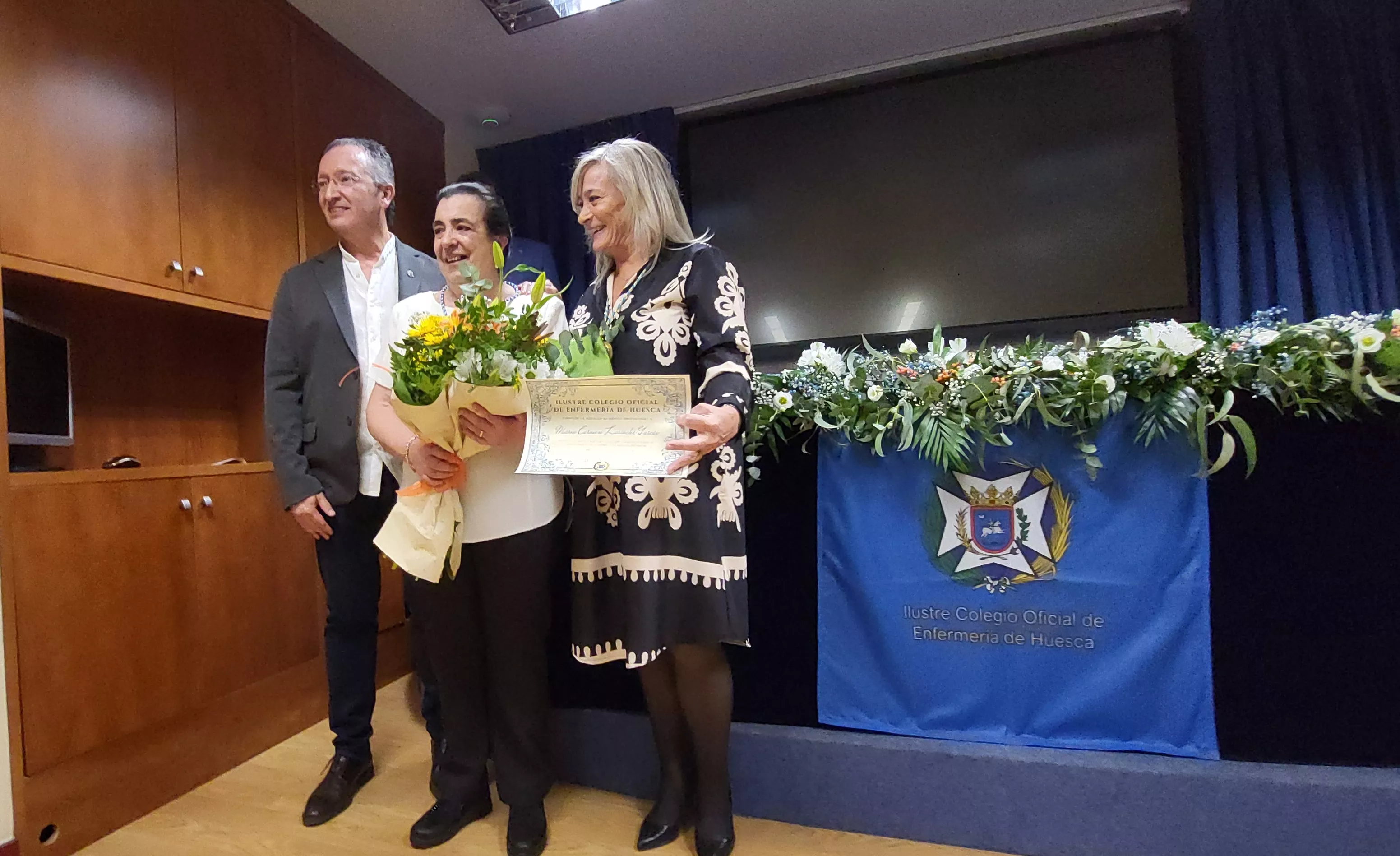 Homenaje del Colegio de Enfermería de Huesca a Pepa Laclaustra y Carmen Larroche. Foto Mercedes Manterola