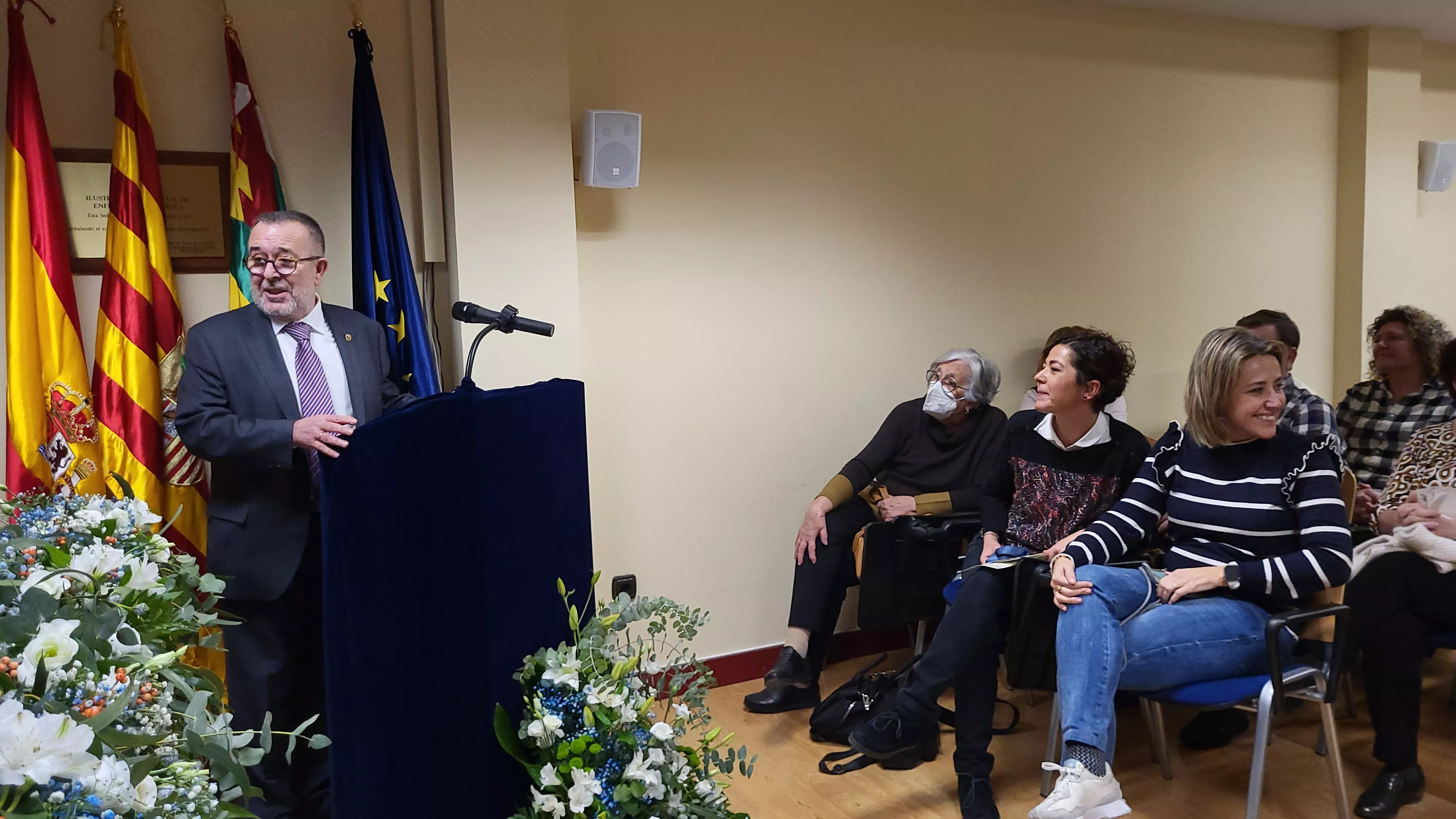 Homenaje del Colegio de Enfermería de Huesca a Pepa Laclaustra y Carmen Larroche. Foto Mercedes Manterola