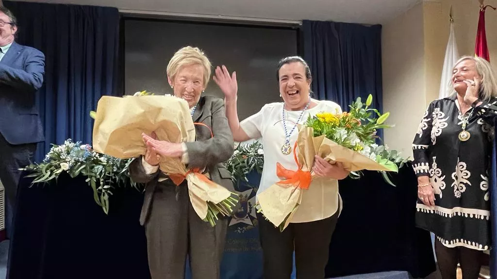Homenaje del Colegio de Enfermería de Huesca a Pepa Laclaustra y Carmen Larroche. Foto Mercedes Manterola