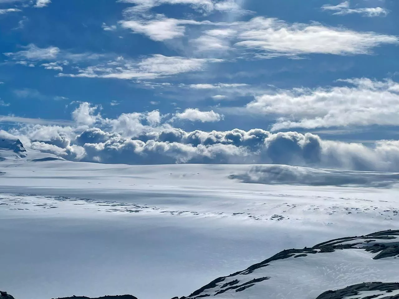 GMAM EXP CHS CHILE 2023. Entrando un nuevo frente en el Campo de Hielo Sur.