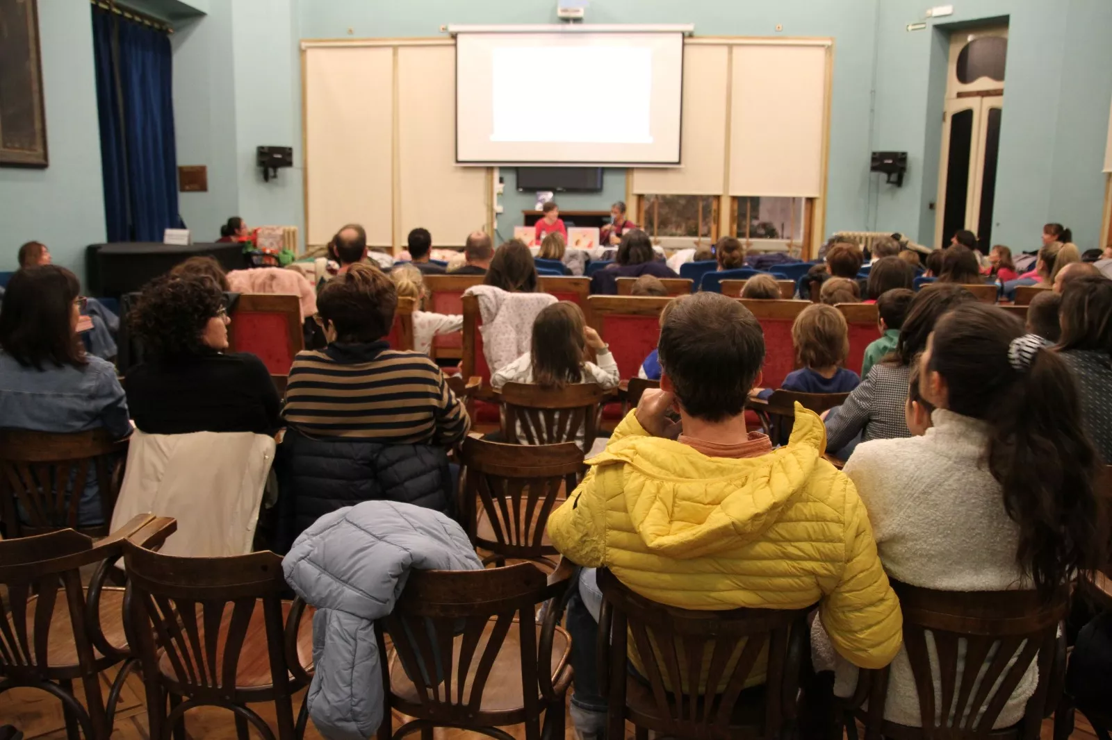 Presentación del libro de Sandra Araguás y Rosa Mai "¿Te quiero qué?". Foto Carlos Neofato
