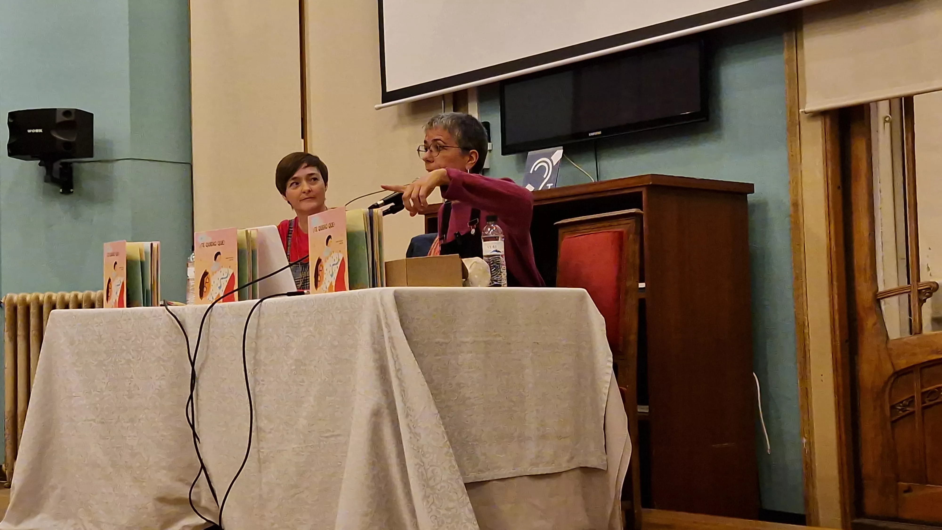 Presentación del libro de Sandra Araguás y Rosa Mai "¿Te quiero qué?". Foto Myriam Martínez