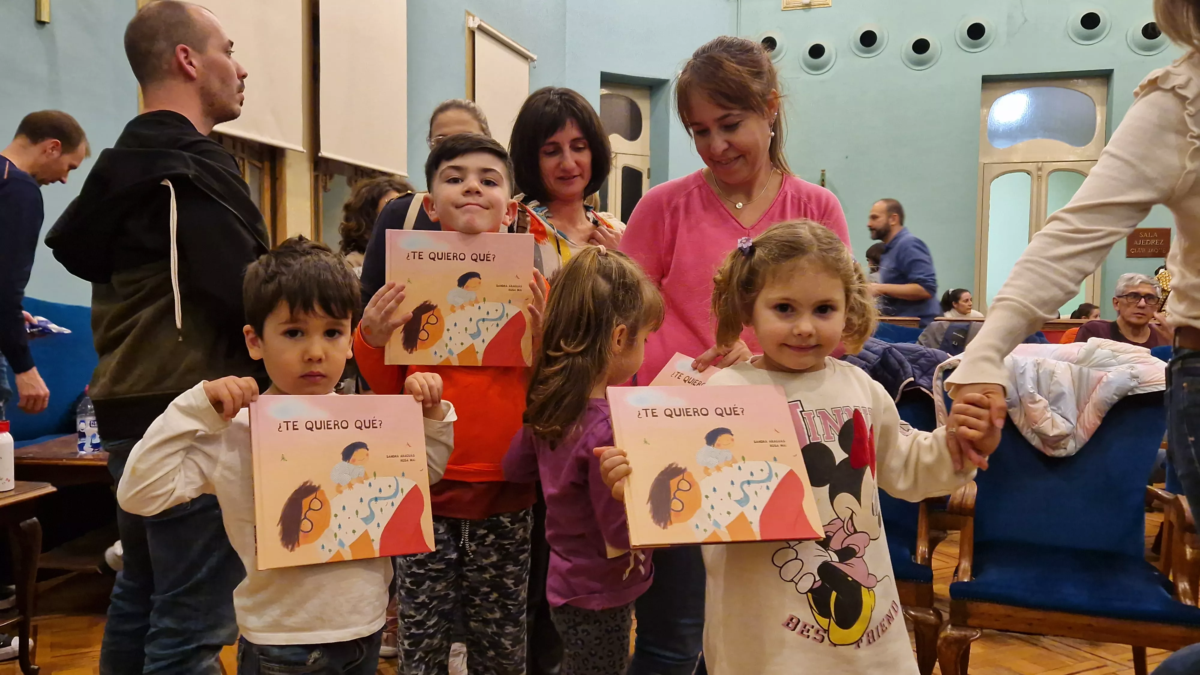 Presentación del libro de Sandra Araguás y Rosa Mai "¿Te quiero qué?". Foto Myriam Martínez