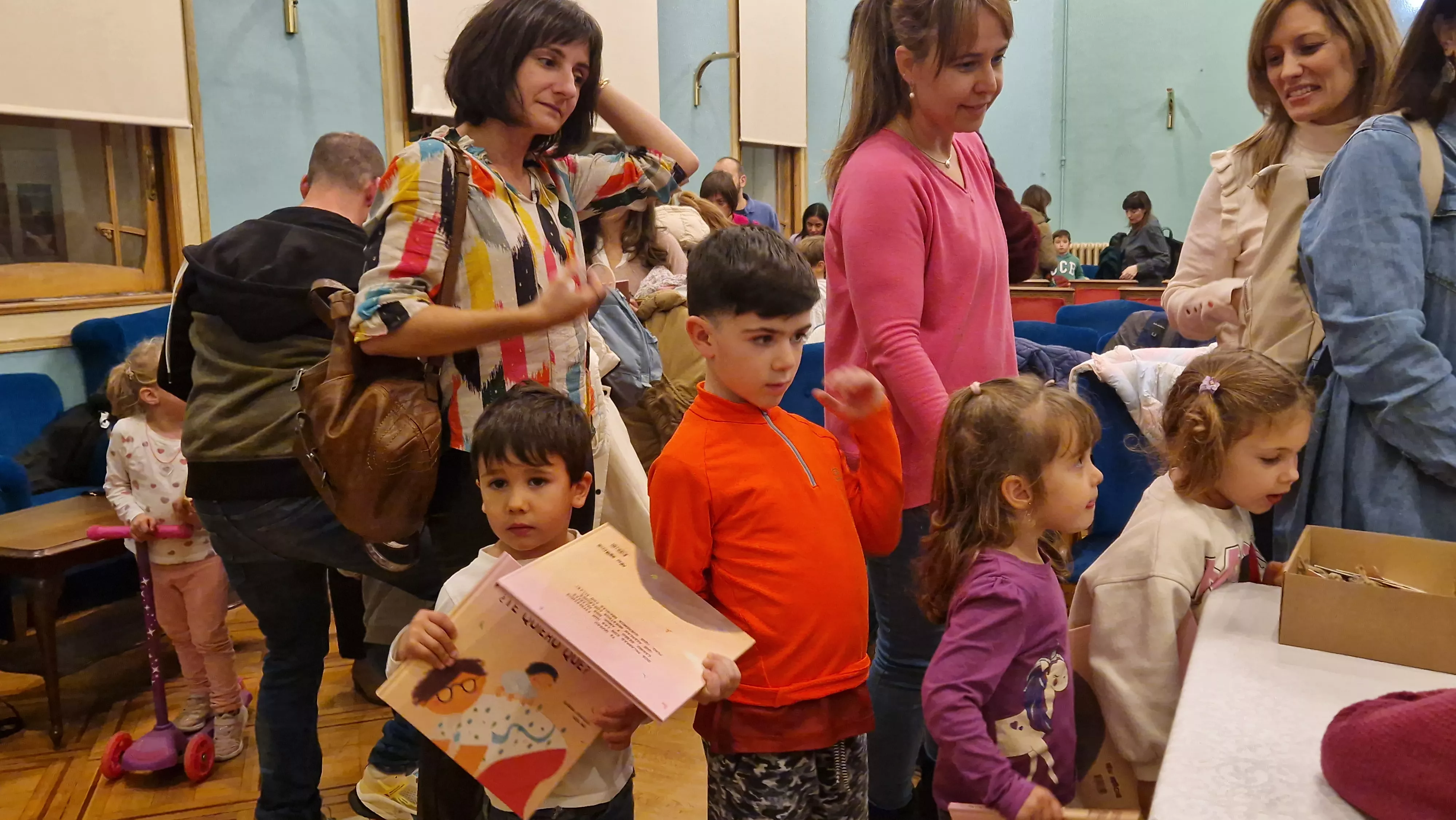 Presentación del libro de Sandra Araguás y Rosa Mai "¿Te quiero qué?". Foto Myriam Martínez