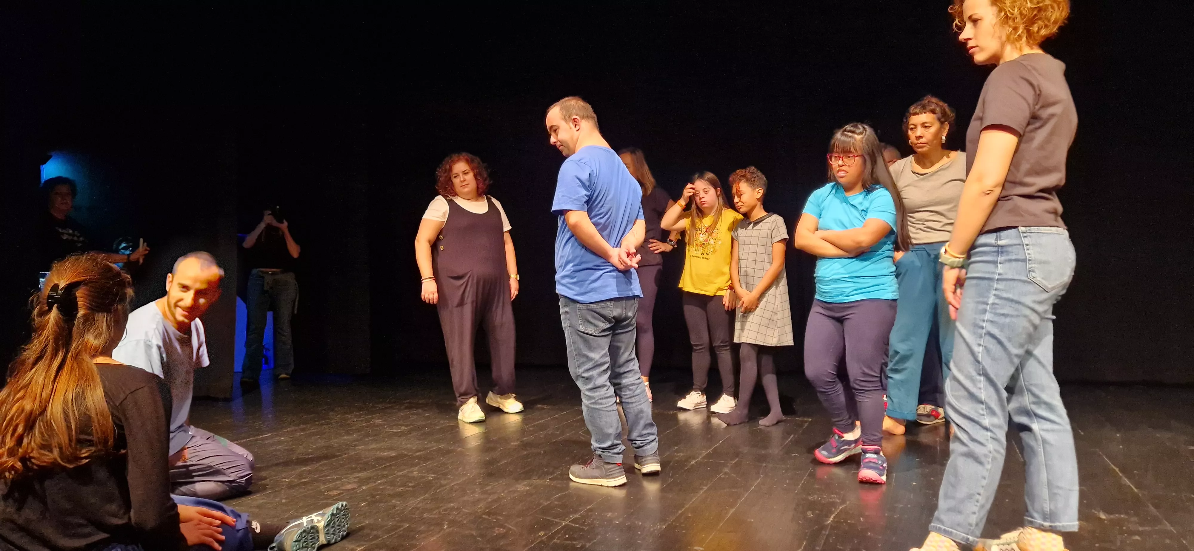 Exhibición del laboratorio de danza en Diversario 2023. Foto Myriam Martínez