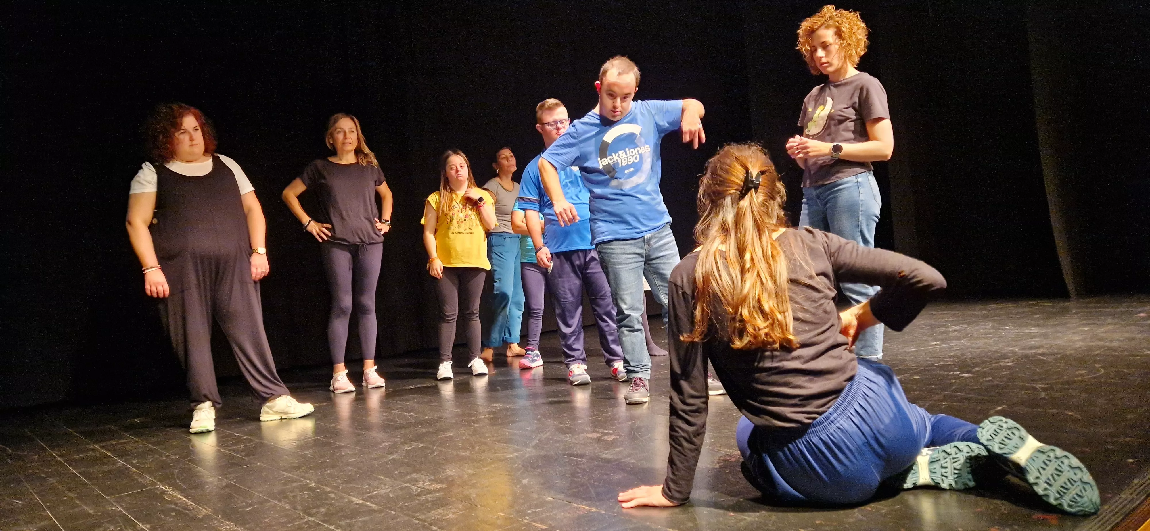 Exhibición del laboratorio de danza en Diversario 2023. Foto Myriam Martínez