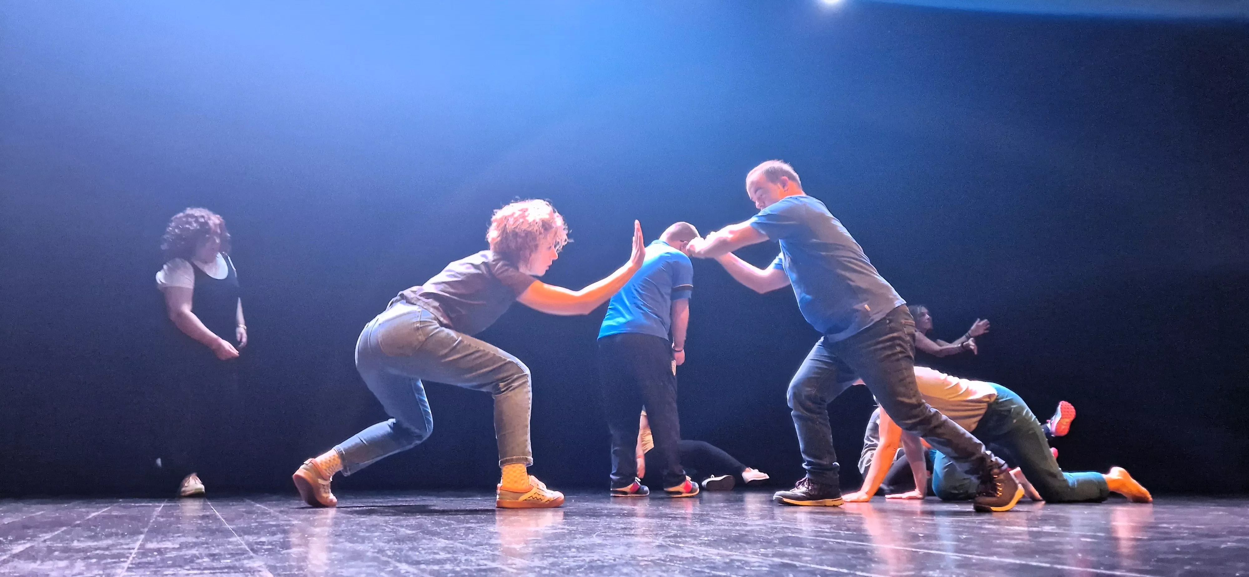 Exhibición del laboratorio de danza en Diversario 2023. Foto Myriam Martínez