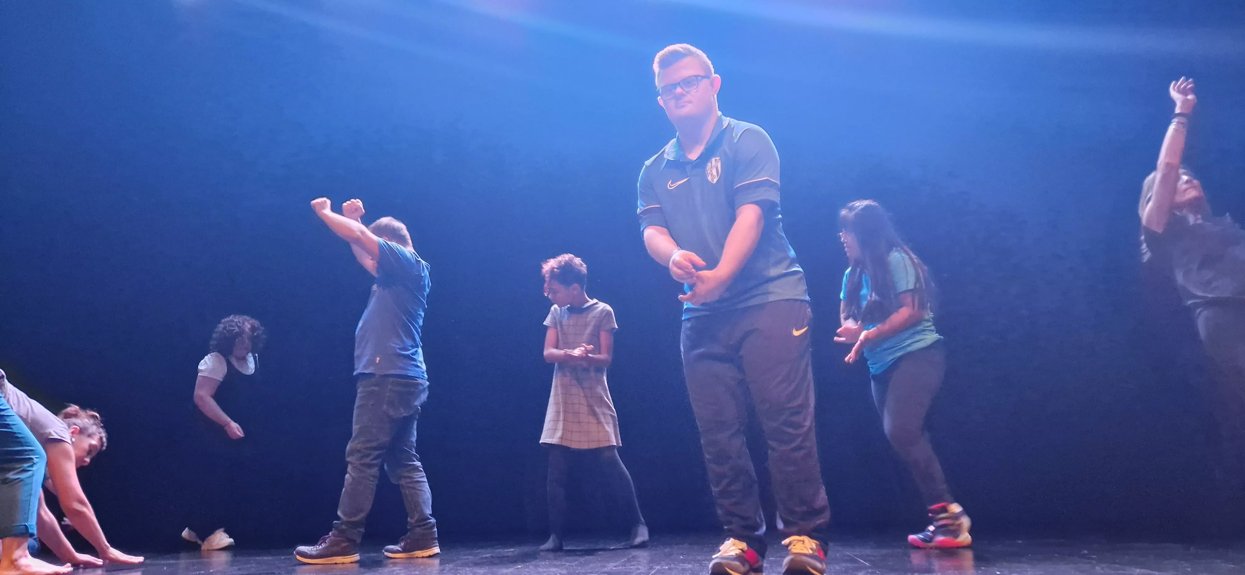 Exhibición del laboratorio de danza en Diversario 2023. Foto Myriam Martínez