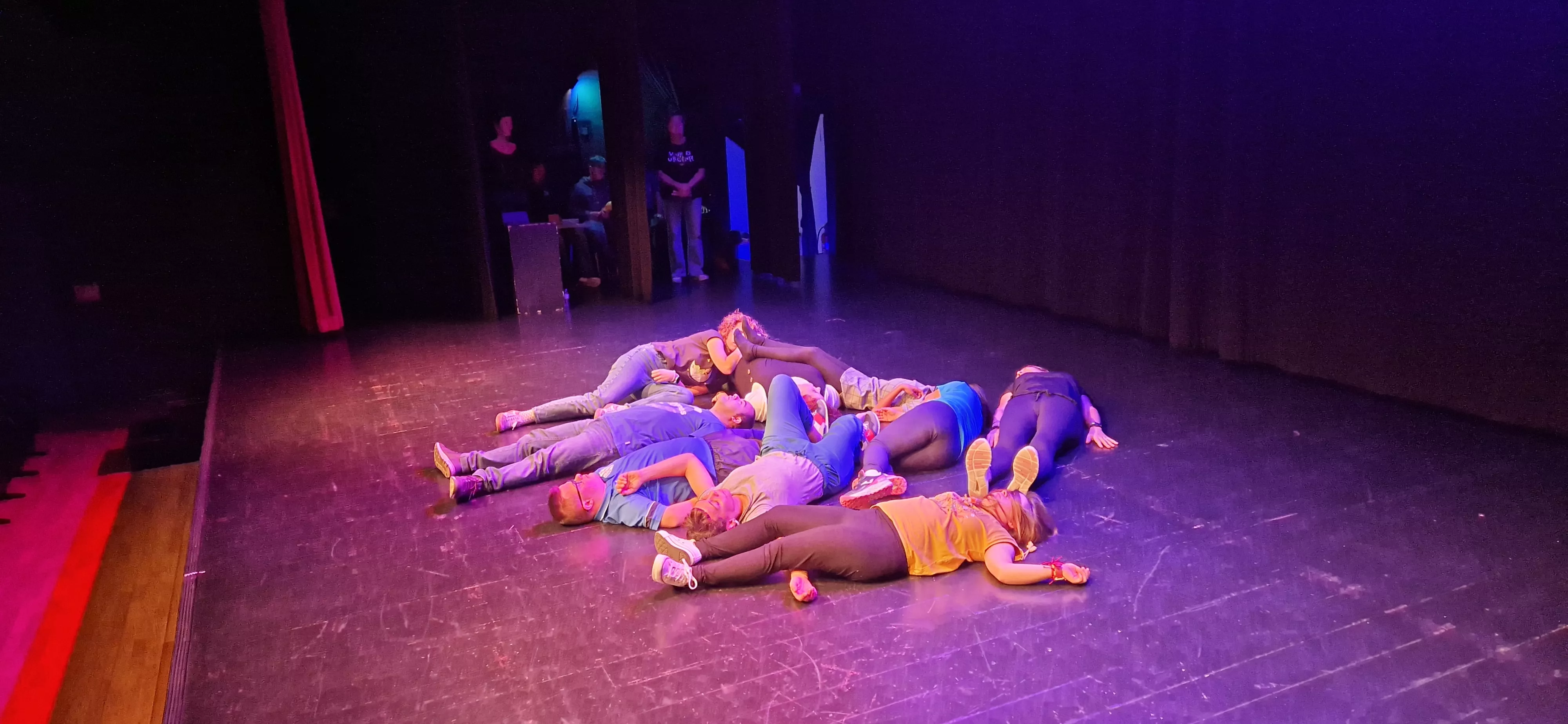 Exhibición del laboratorio de danza en Diversario 2023. Foto Myriam Martínez